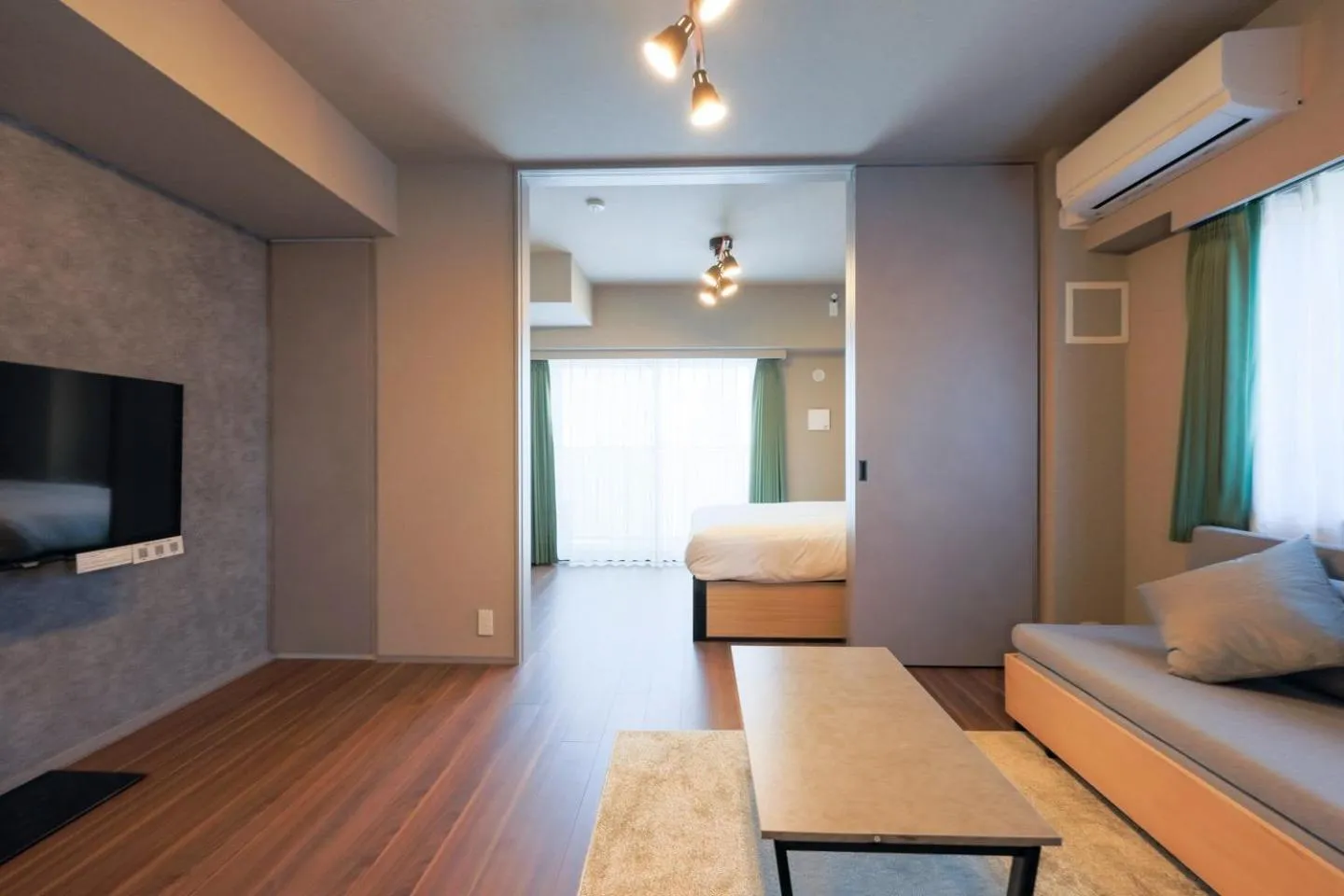 TV and multimedia, Bed in Alterna蔵前