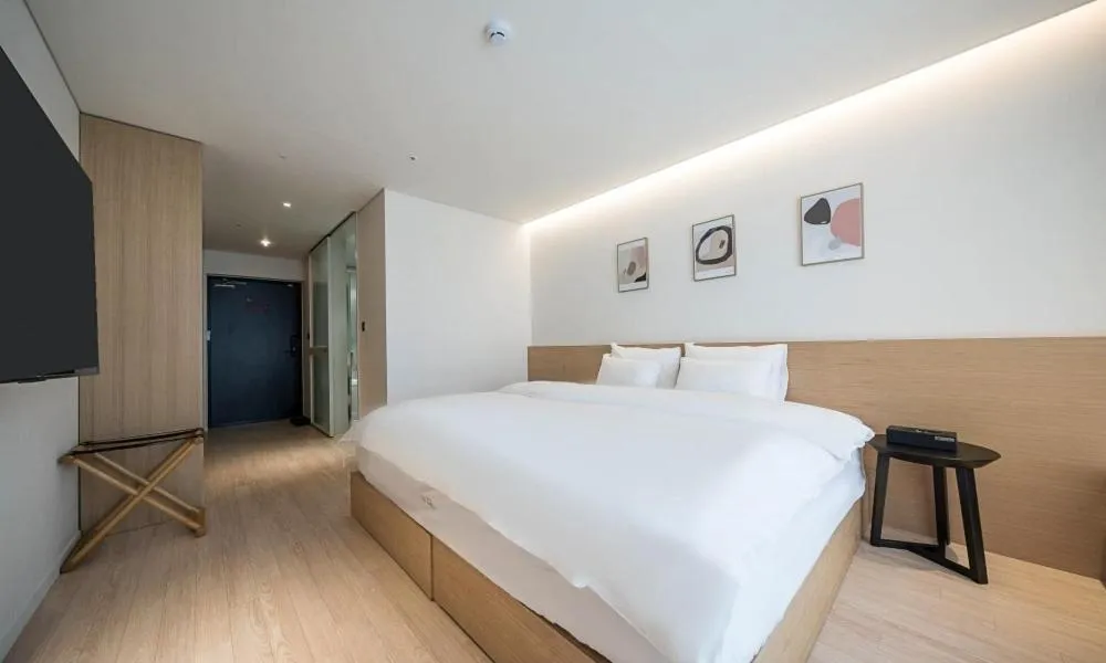 Photo of the whole room, Bed in Pohang Hotel Noblion