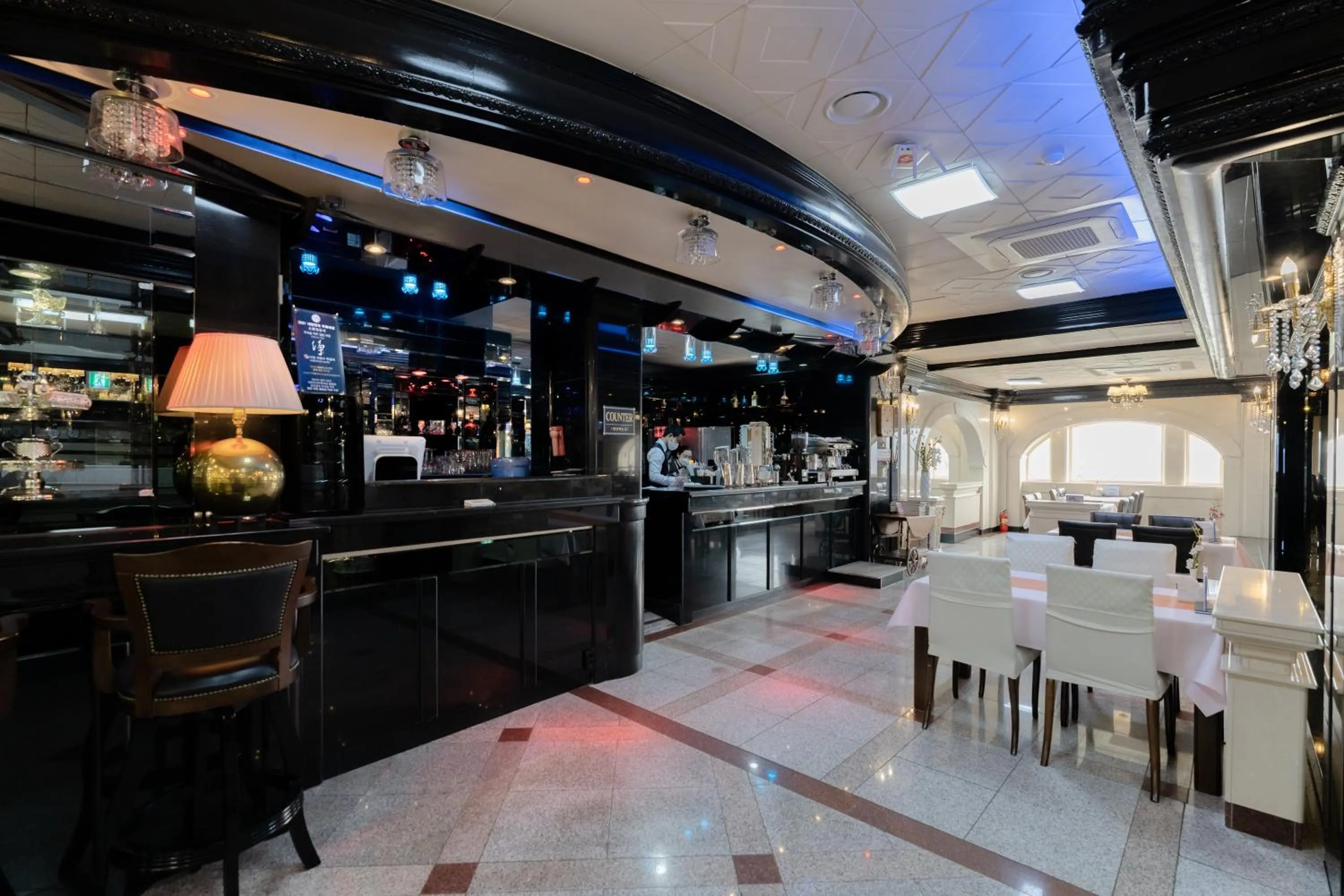 Lounge or bar in Hotel Gaya