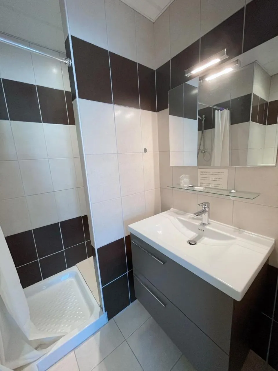 Bathroom in Hotel Le Ronchamp