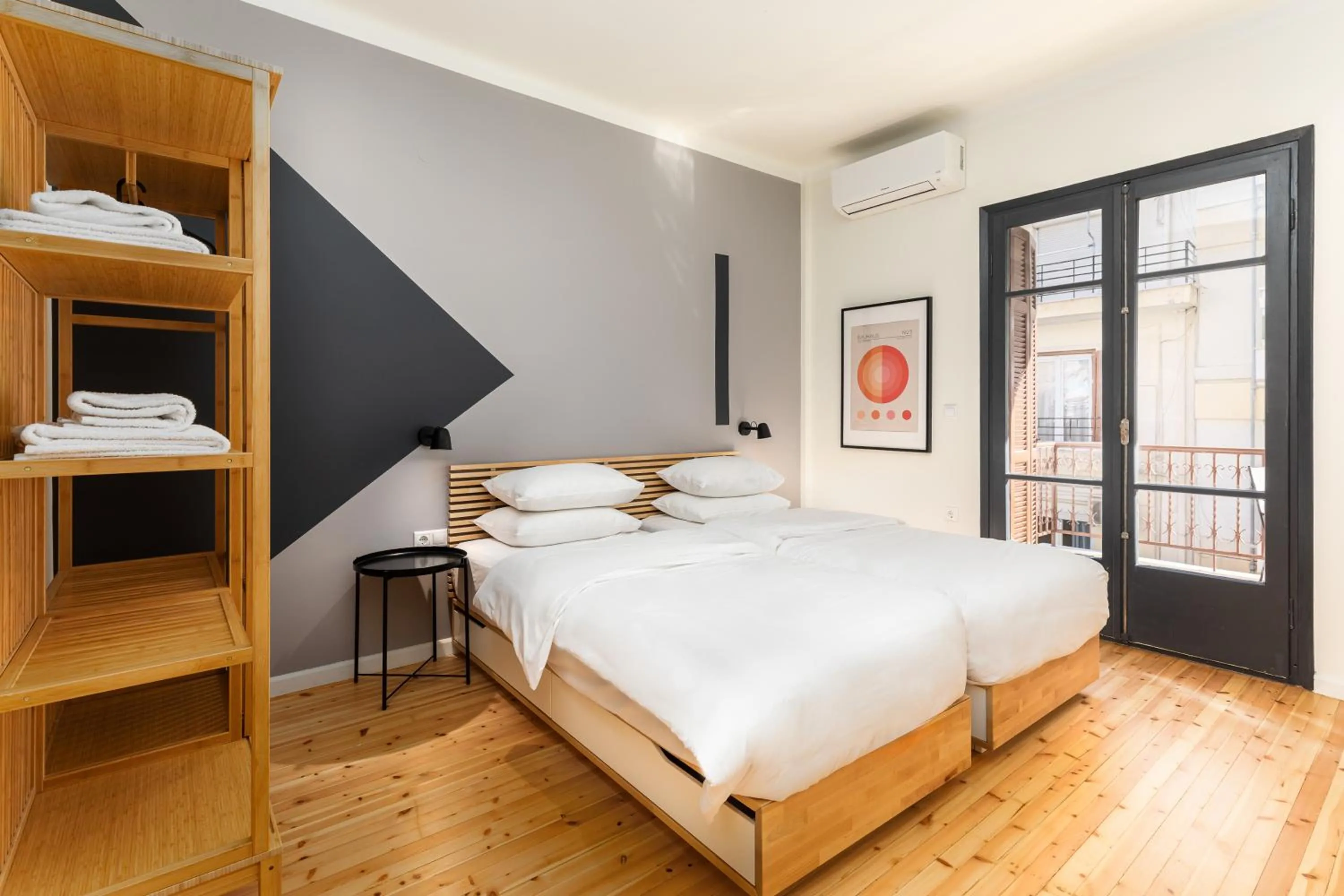 Bedroom, Bed in Vista by halu!: Spacious City Centre Home