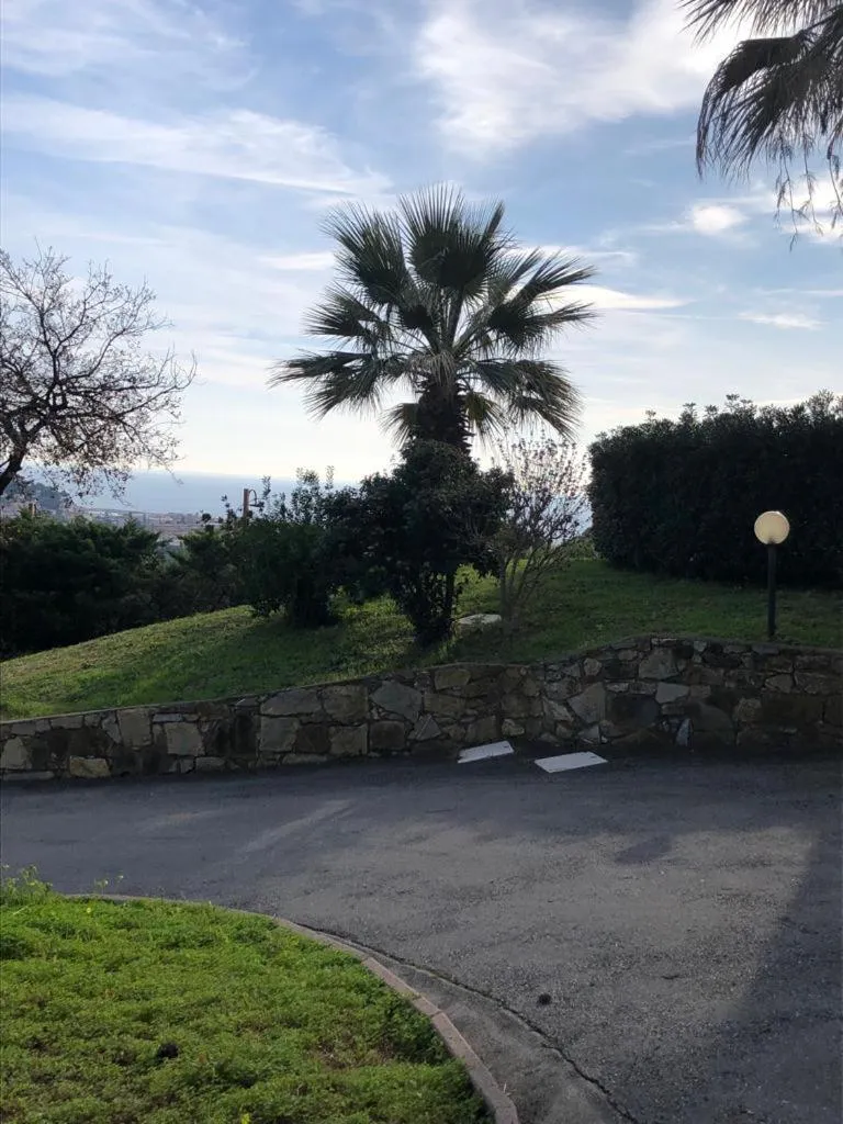 Natural landscape, Garden in VILLAGGIO ANDORA COLOMBO