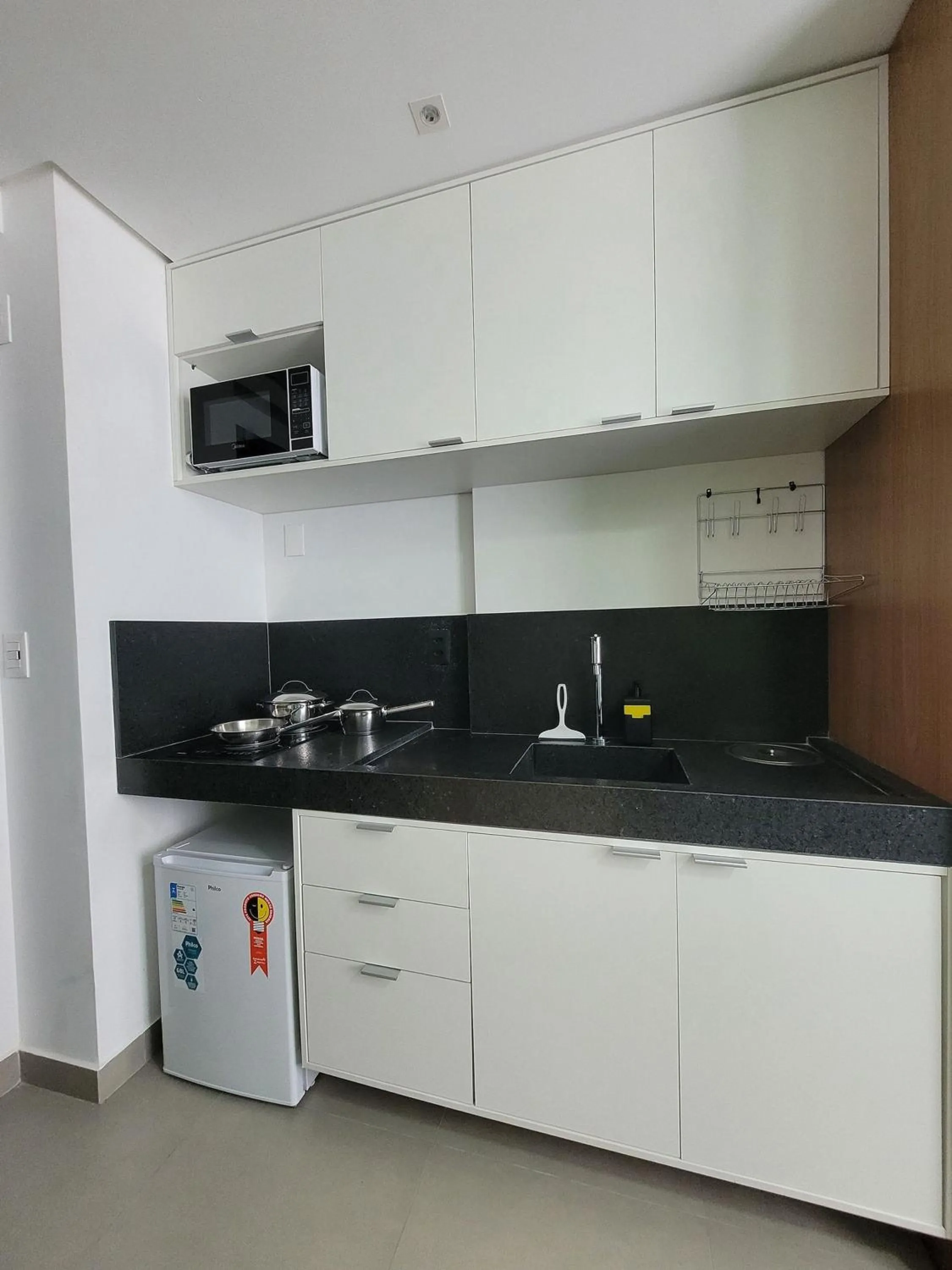 Kitchen or kitchenette in Belo flat na praia do Bessa