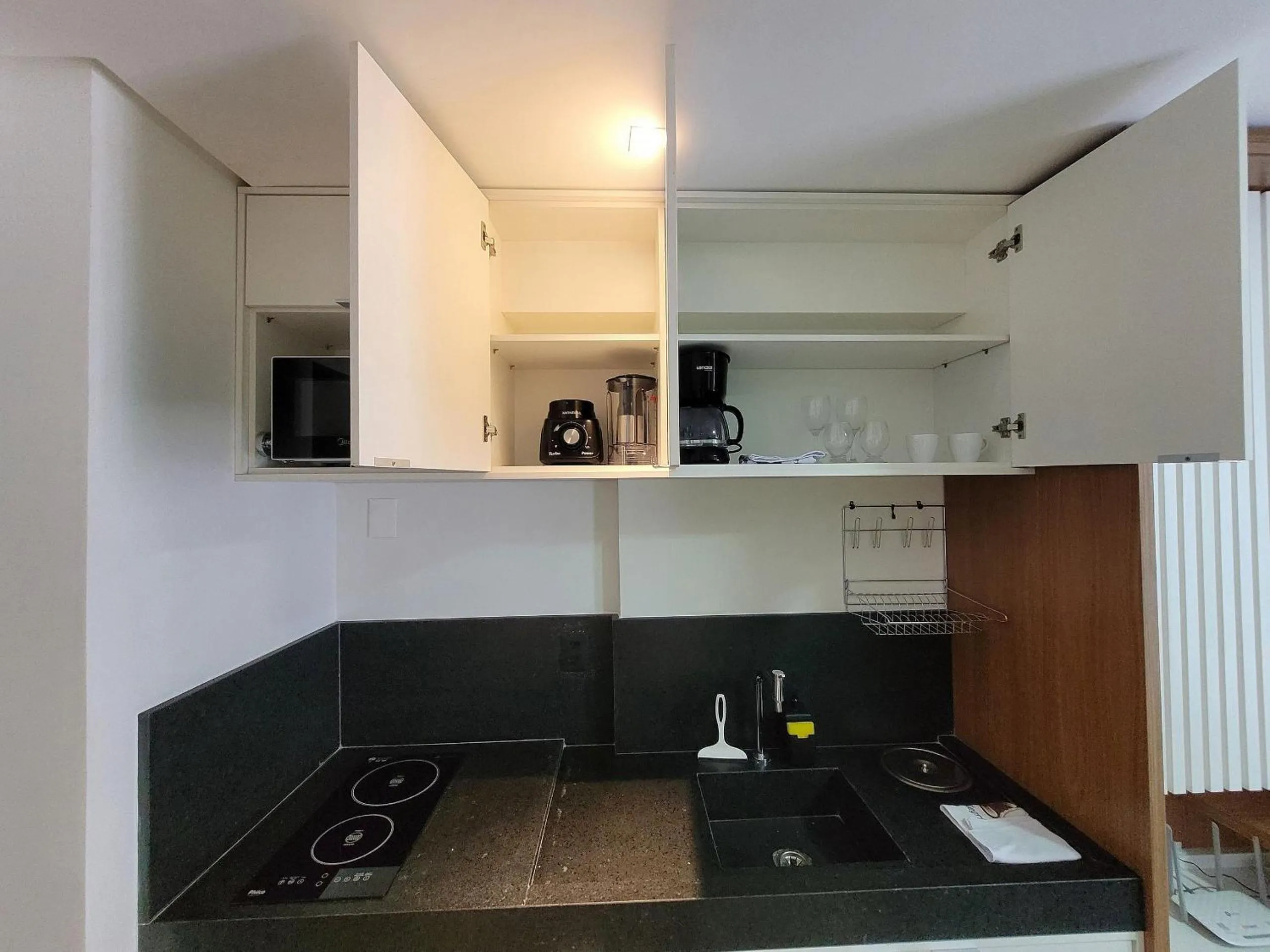 Kitchen or kitchenette in Belo flat na praia do Bessa