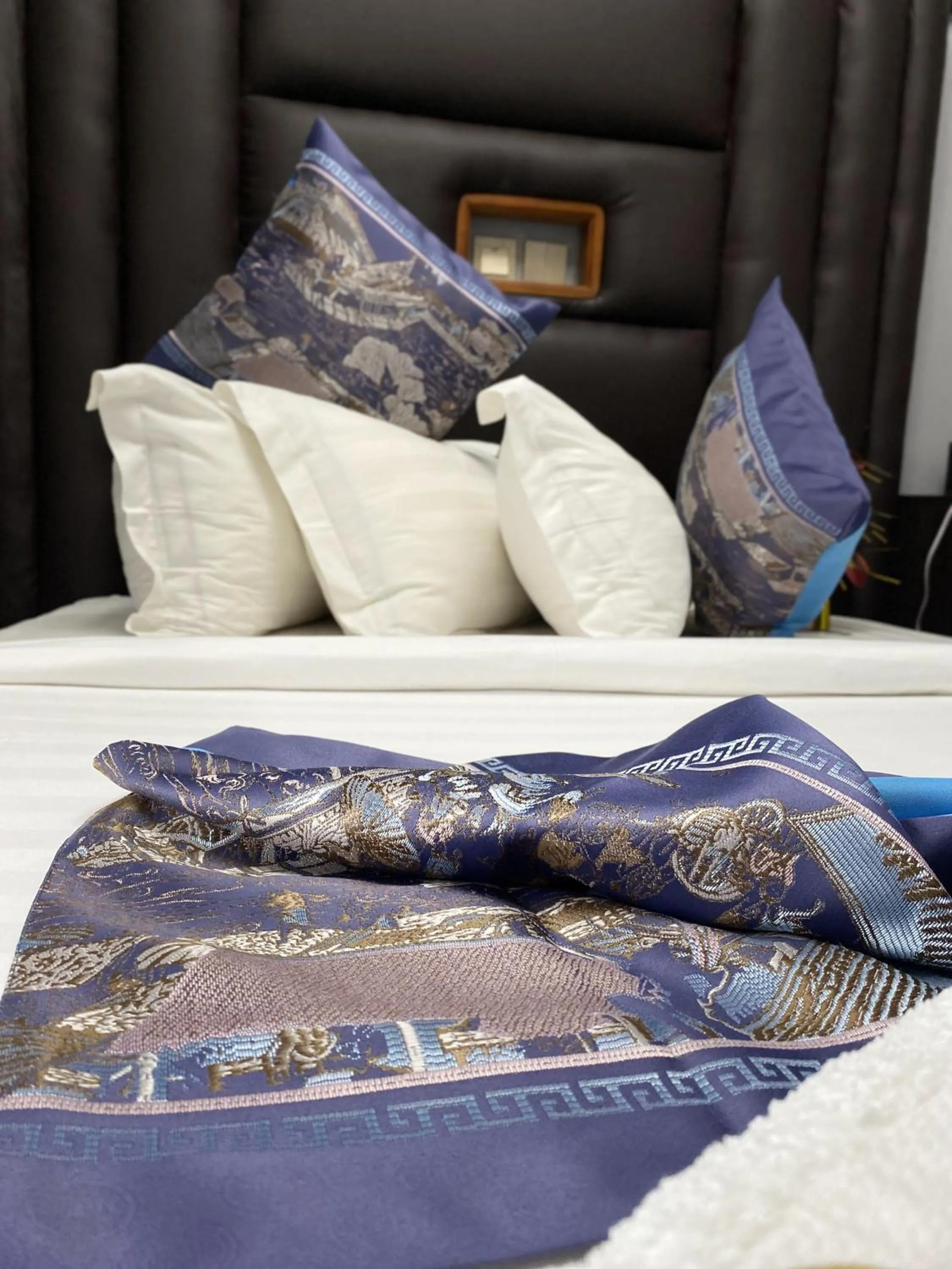 Bed in THE DREAMS HOTEL