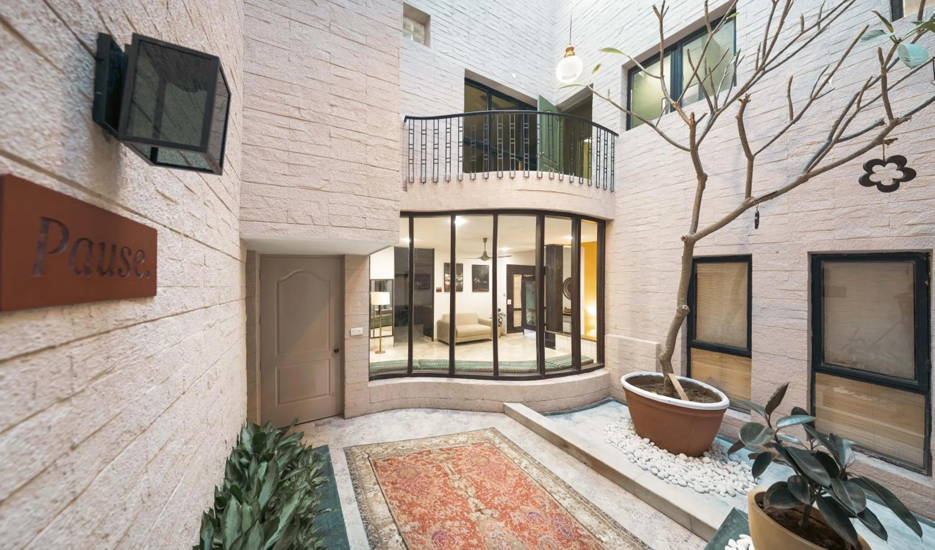 Property building in Firebrick Boutique Residences - GARNET HOUSE