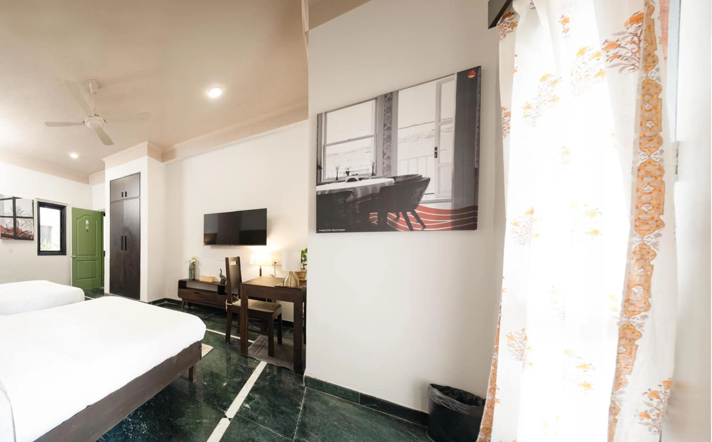 Bed in Firebrick Boutique Residences - GARNET HOUSE