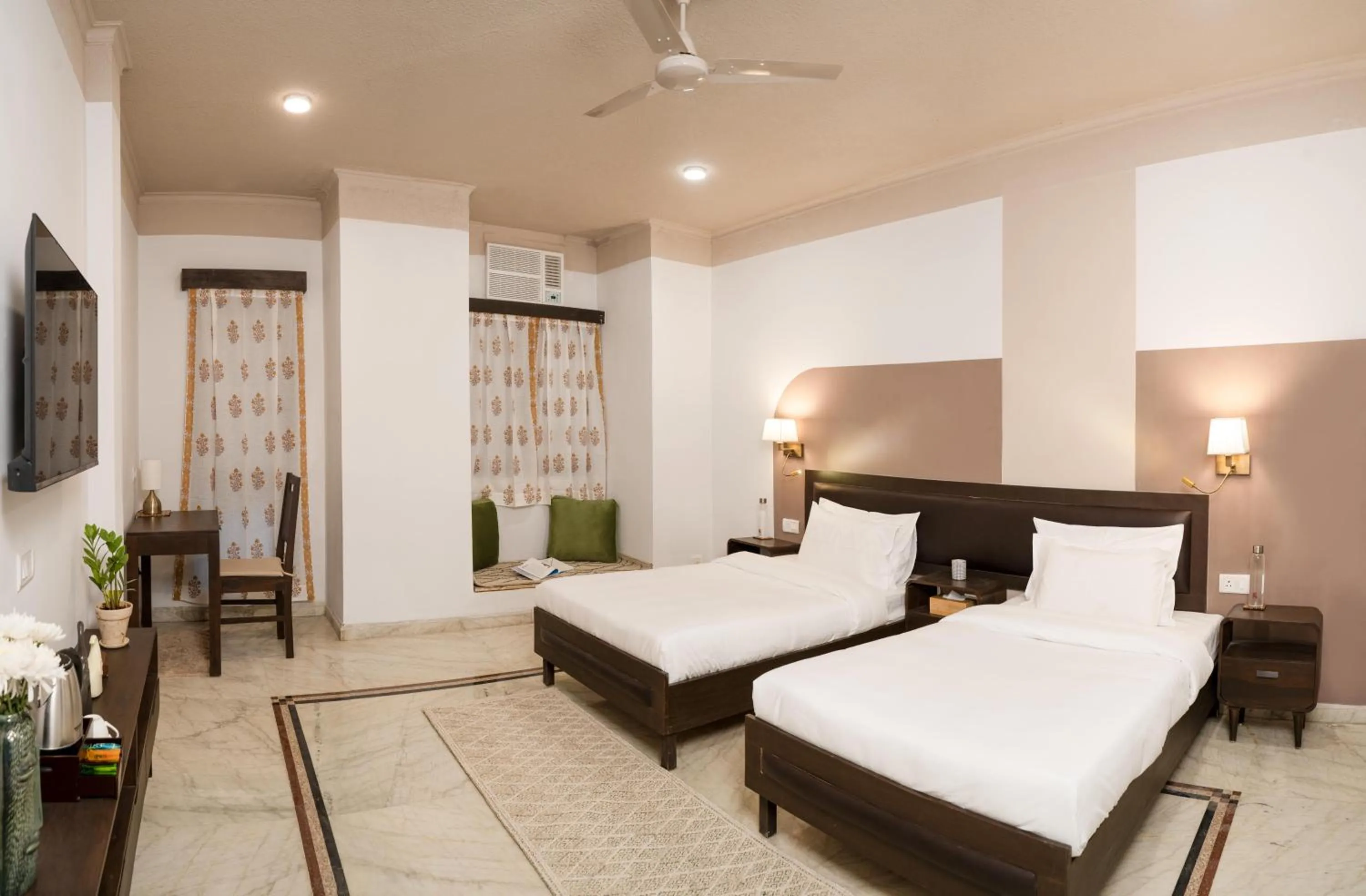 Bed in Firebrick Boutique Residences - GARNET HOUSE