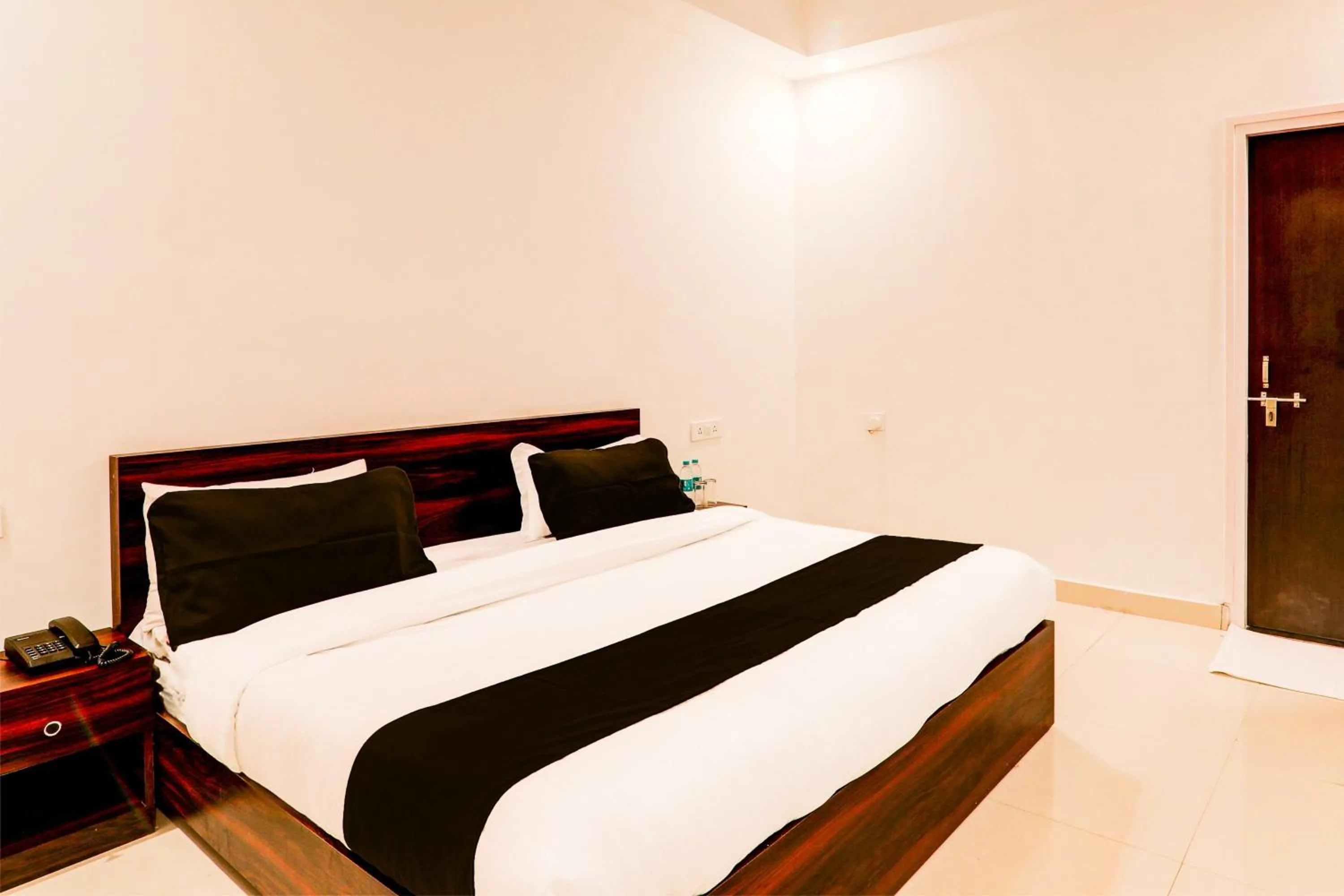 Bedroom in Hotel O The Suite