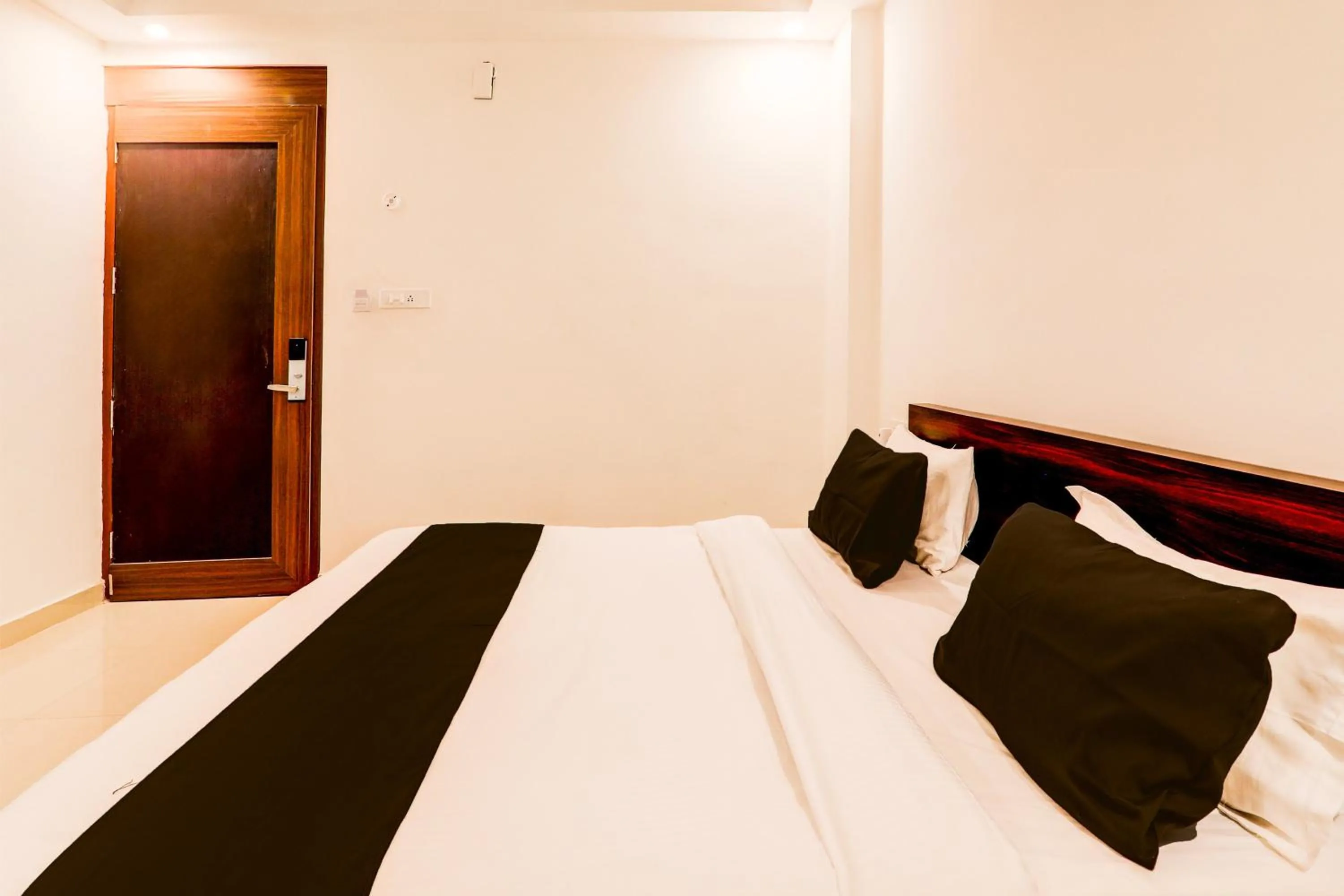 Bedroom in Hotel O The Suite
