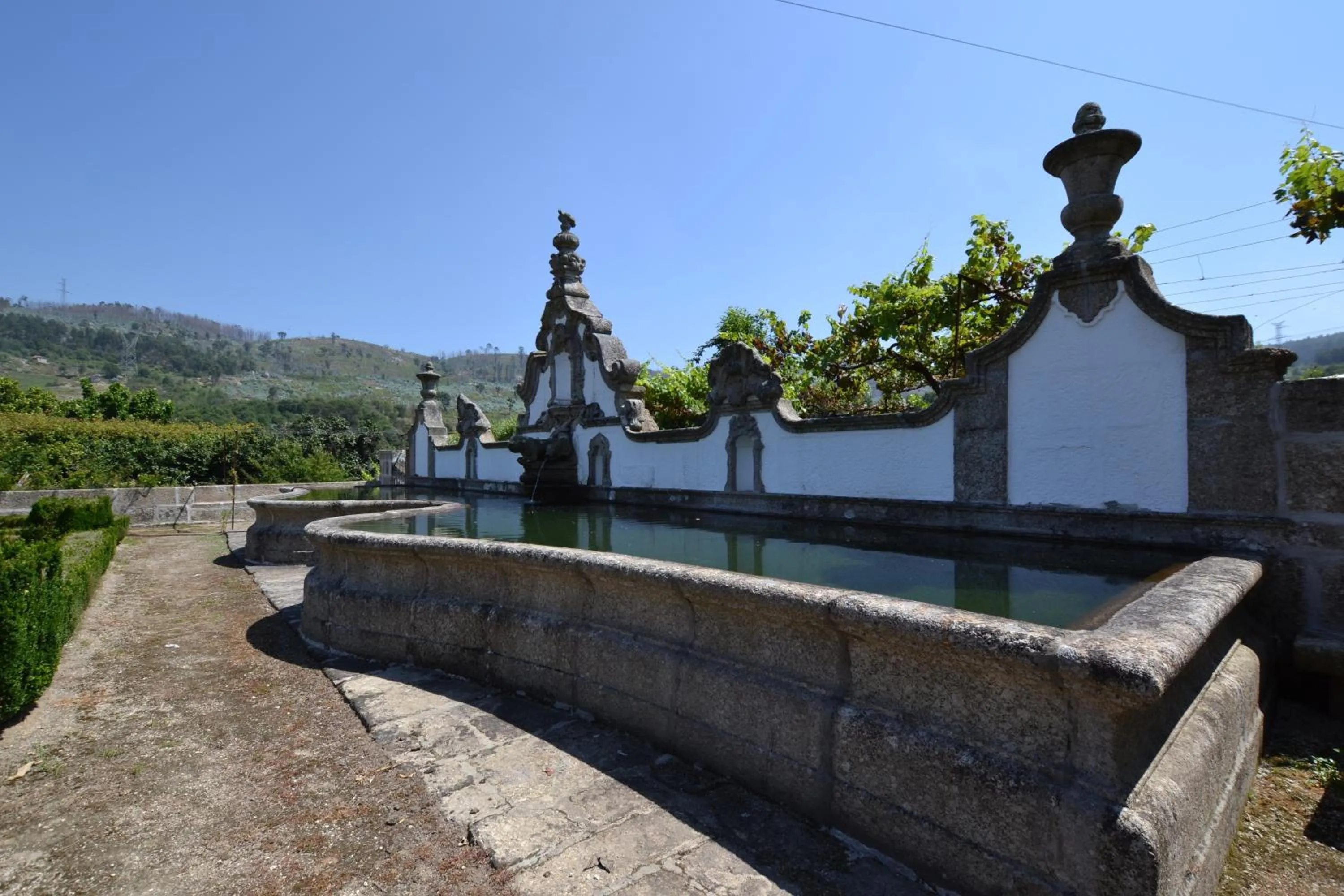 Facade/entrance in Casa do Ribeiro