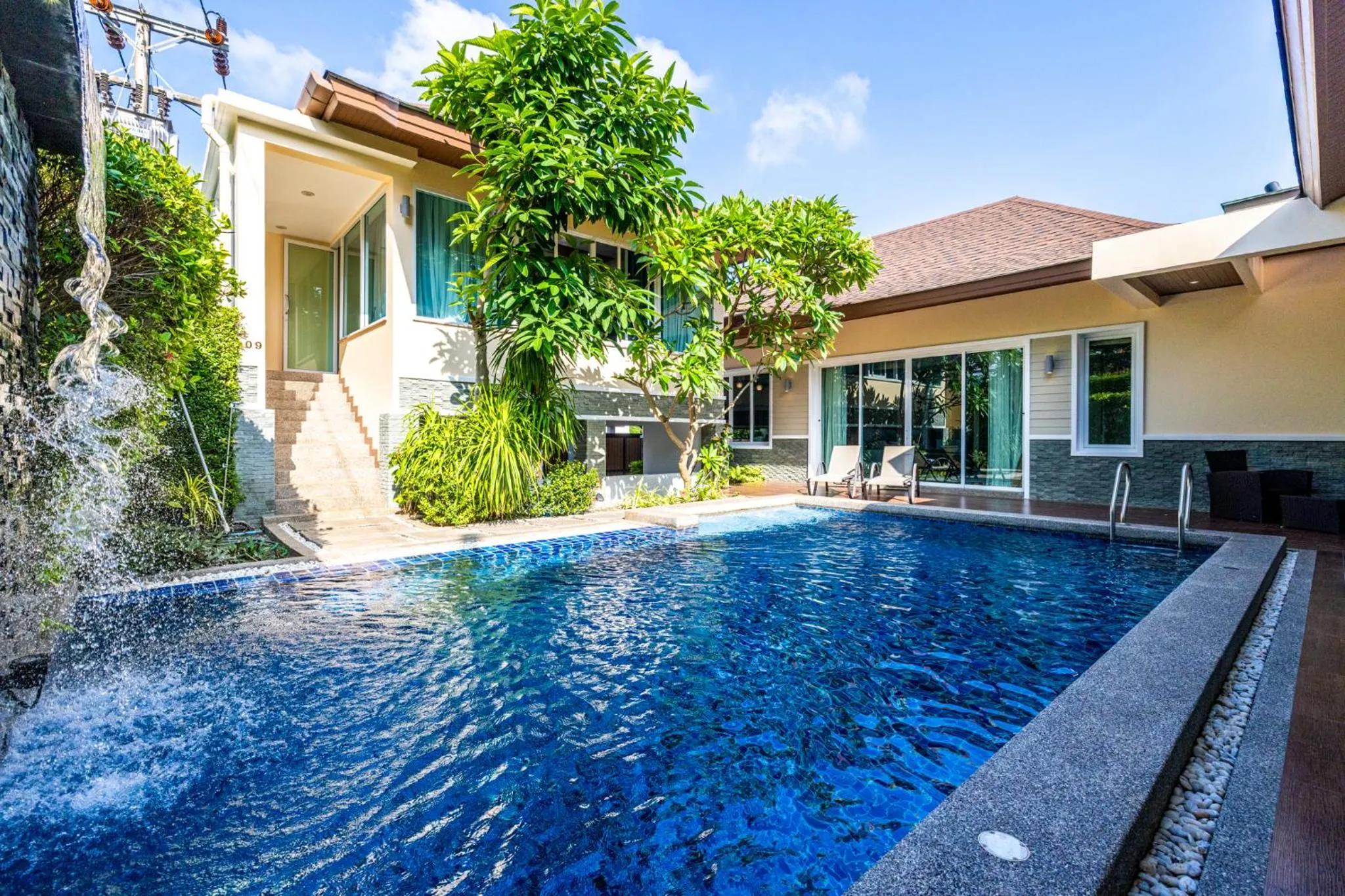 Property building in Kana Hotel Phuket普吉岛卡娜酒店