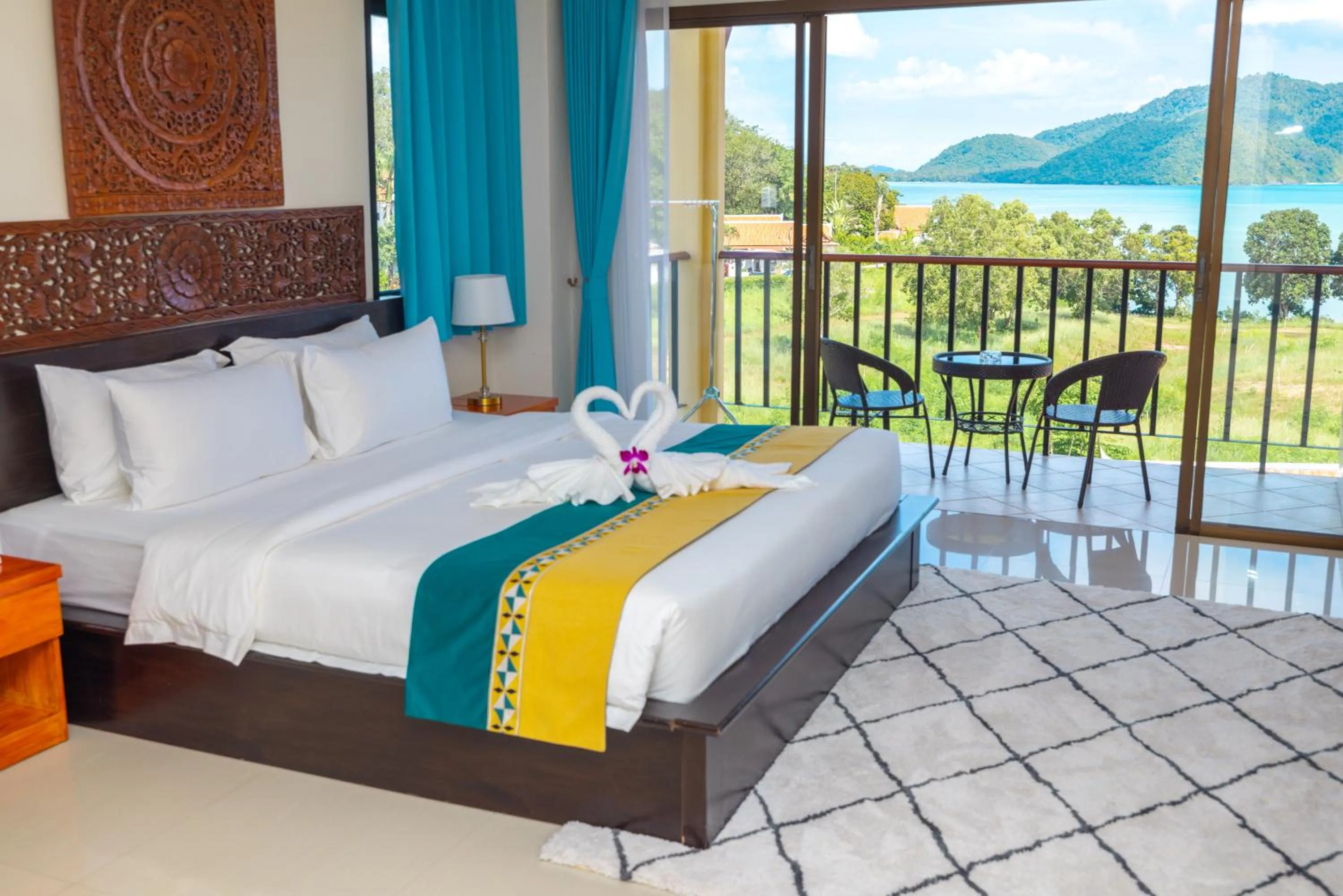 Bed in Kana Hotel Phuket普吉岛卡娜酒店