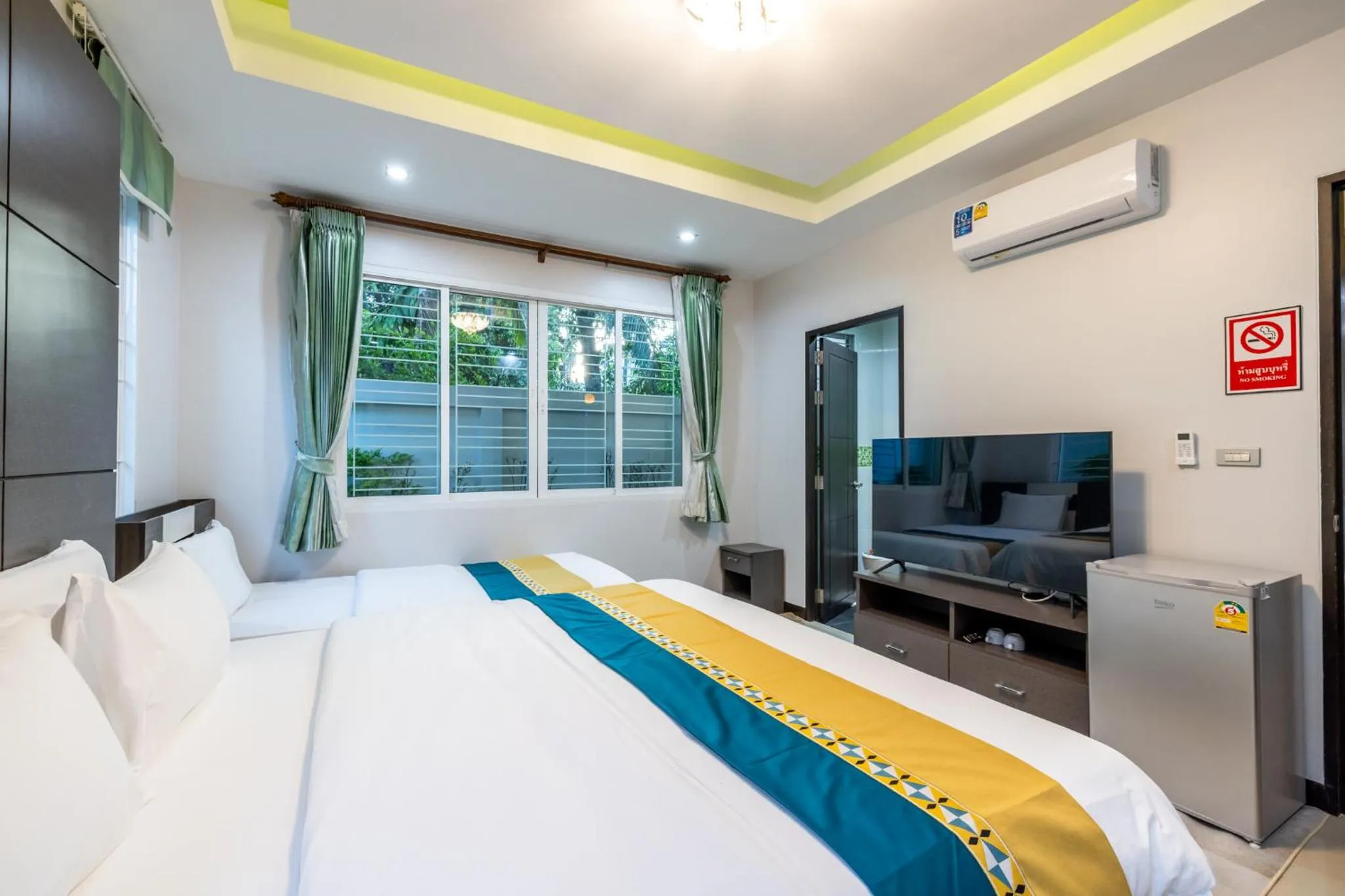 Bed in Kana Hotel Phuket普吉岛卡娜酒店