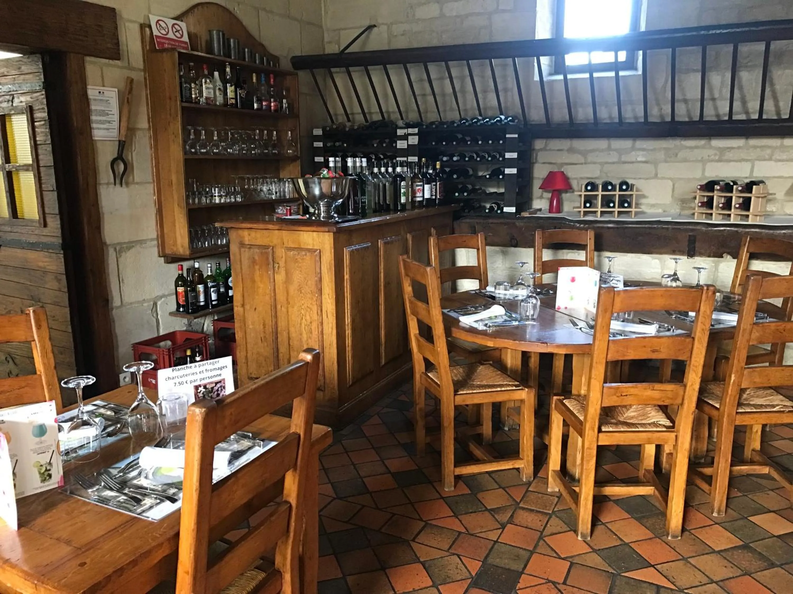 Restaurant/places to eat in AUBERGE DU JEU D'ARC