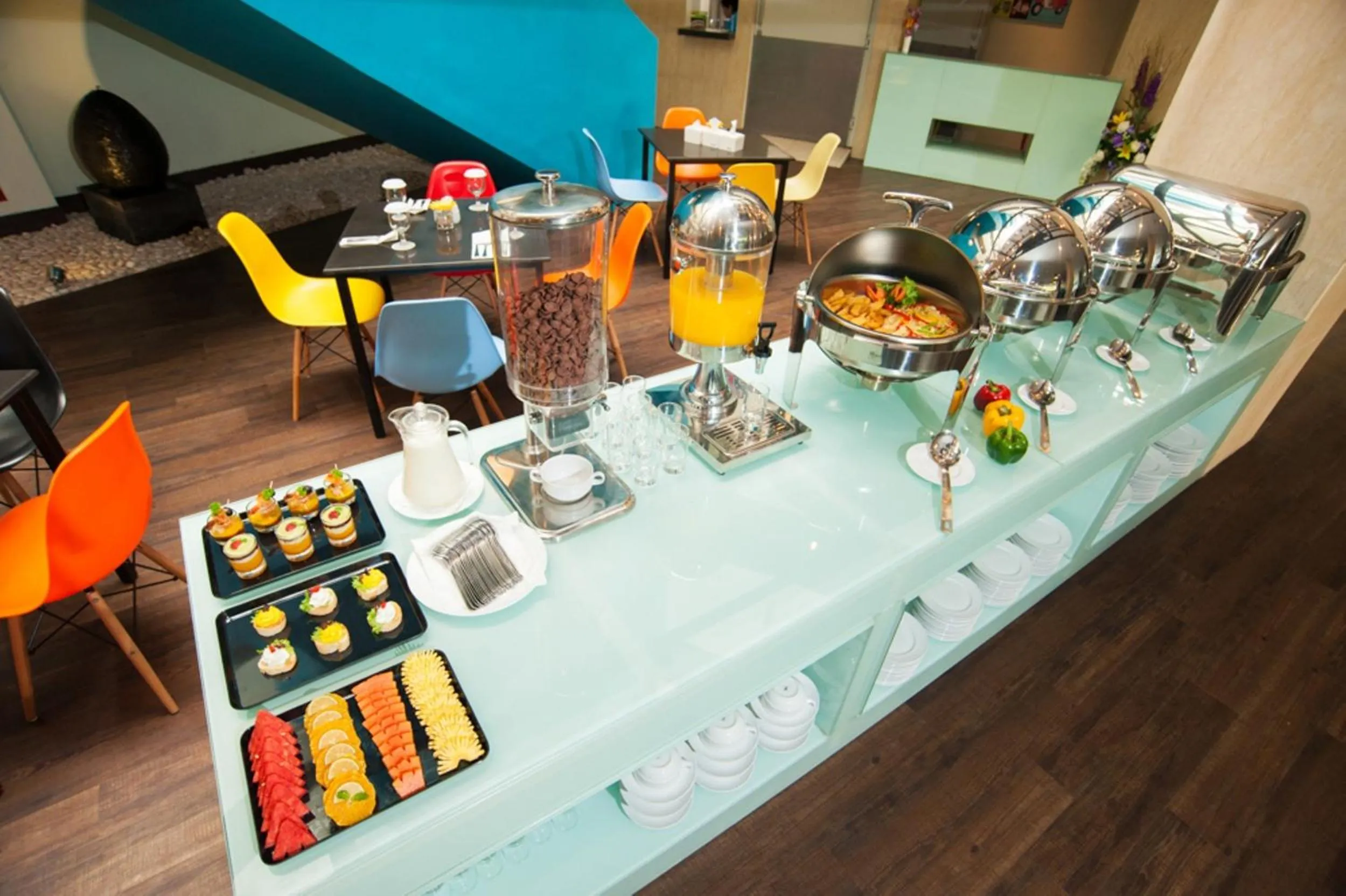 Restaurant/places to eat in Idoop Hotel by Prasanthi