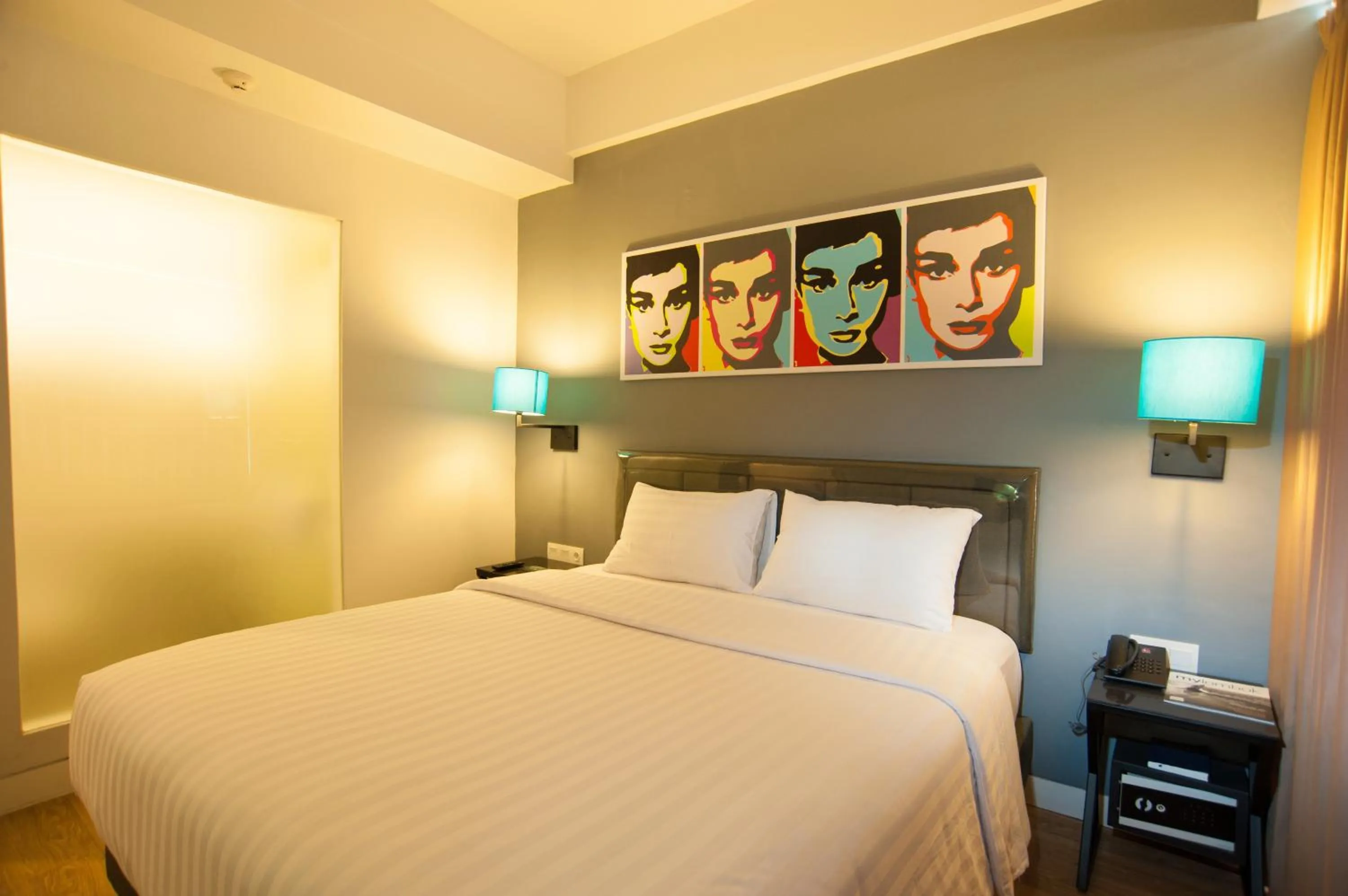 Bedroom, Bed in Idoop Hotel by Prasanthi
