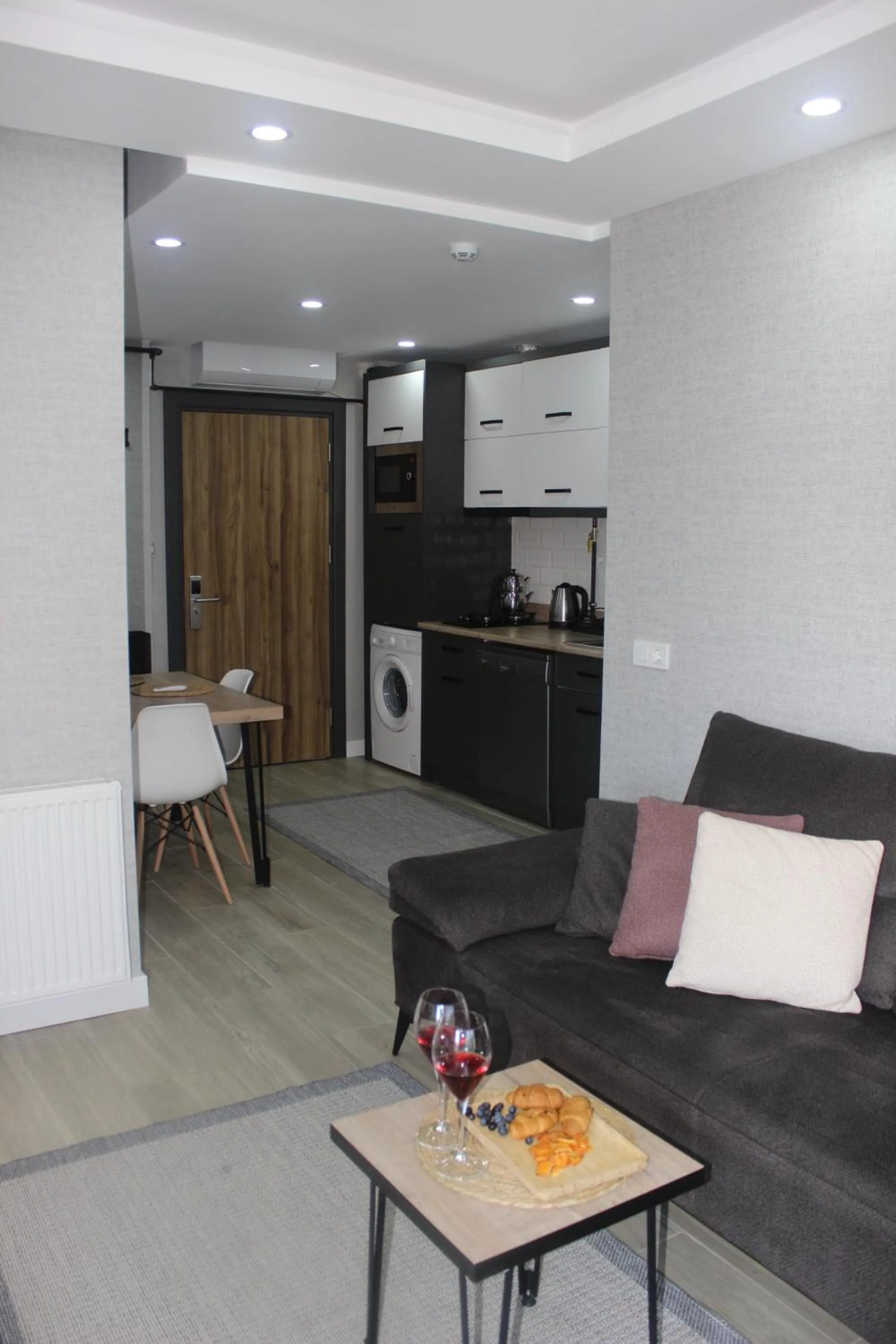 Kitchen or kitchenette in Cosy Suite