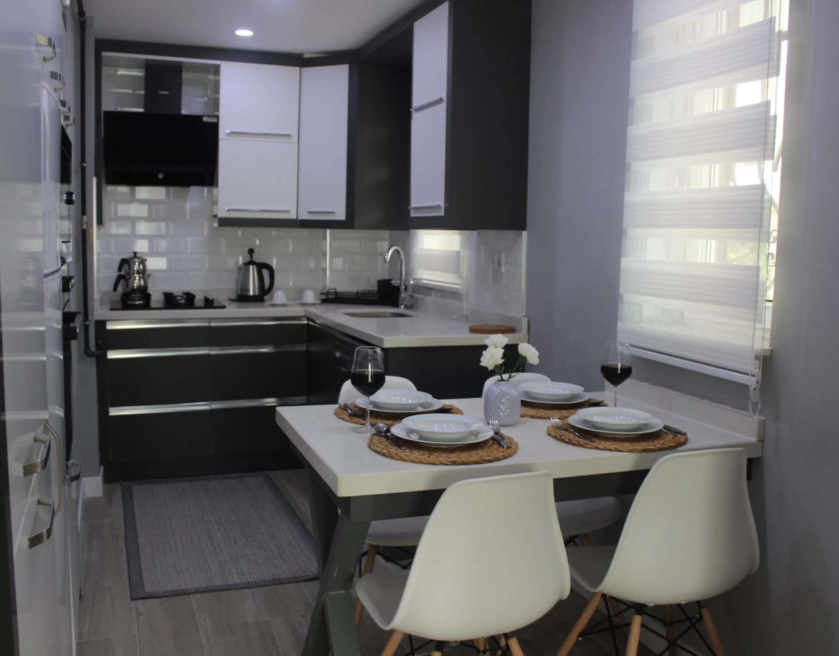 Kitchen or kitchenette in Cosy Suite