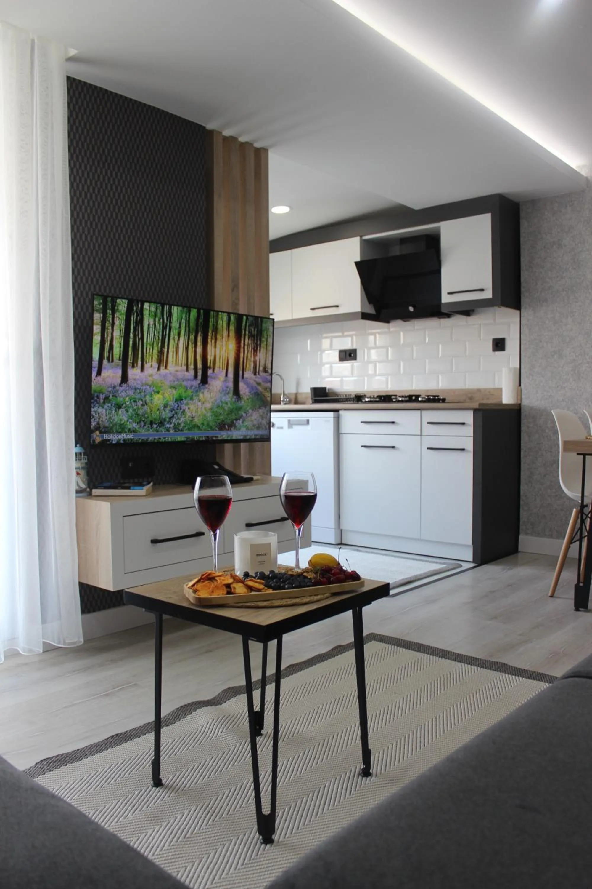 Kitchen or kitchenette in Cosy Suite