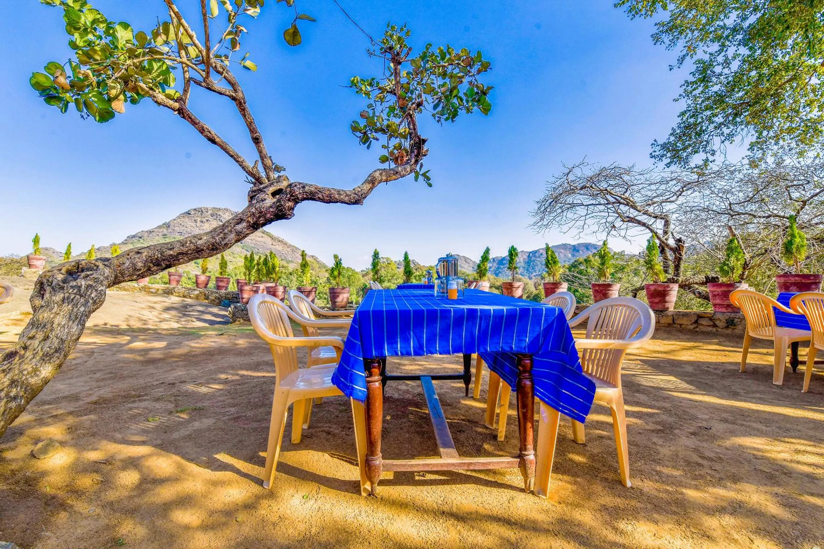 Dining area in Castlle Rock, Mount Abu