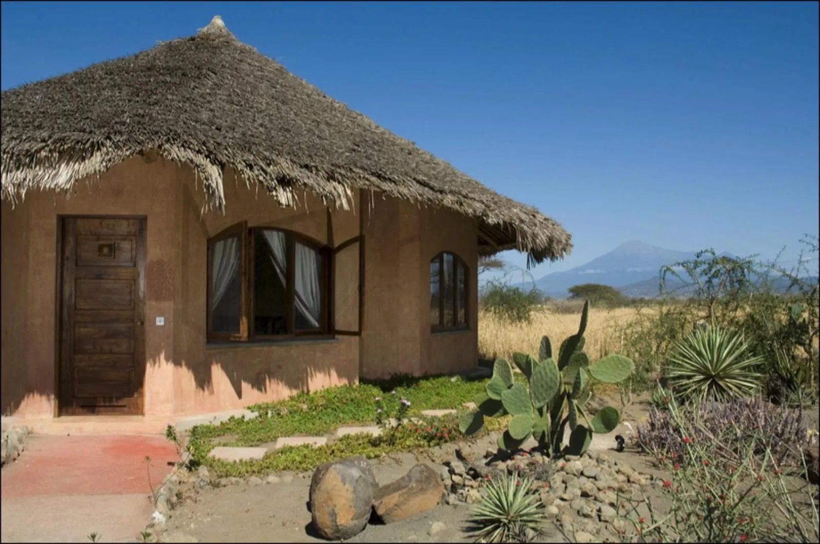 Property building in Kia Lodge