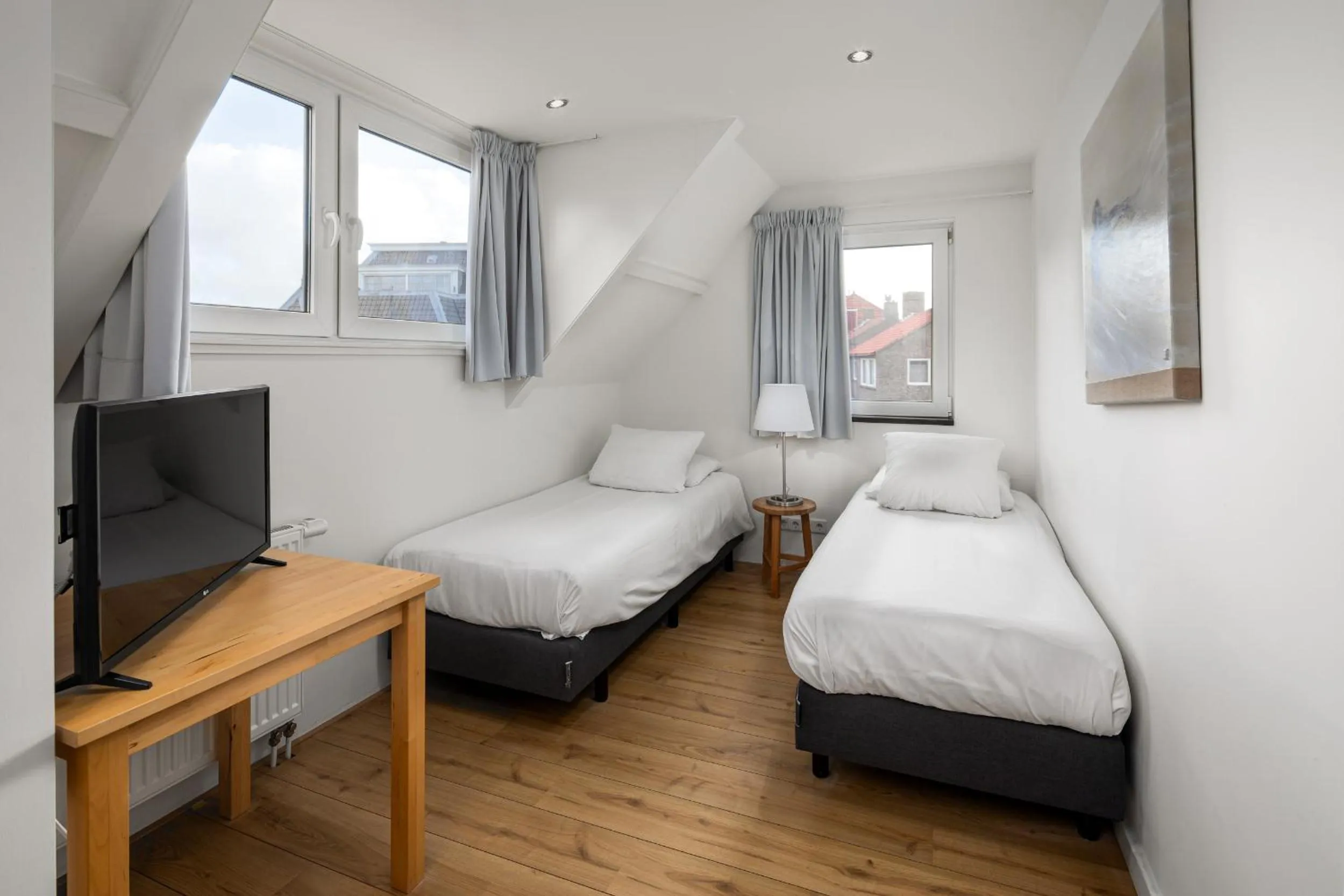 Bedroom, Bed in Strandhotel Domburg