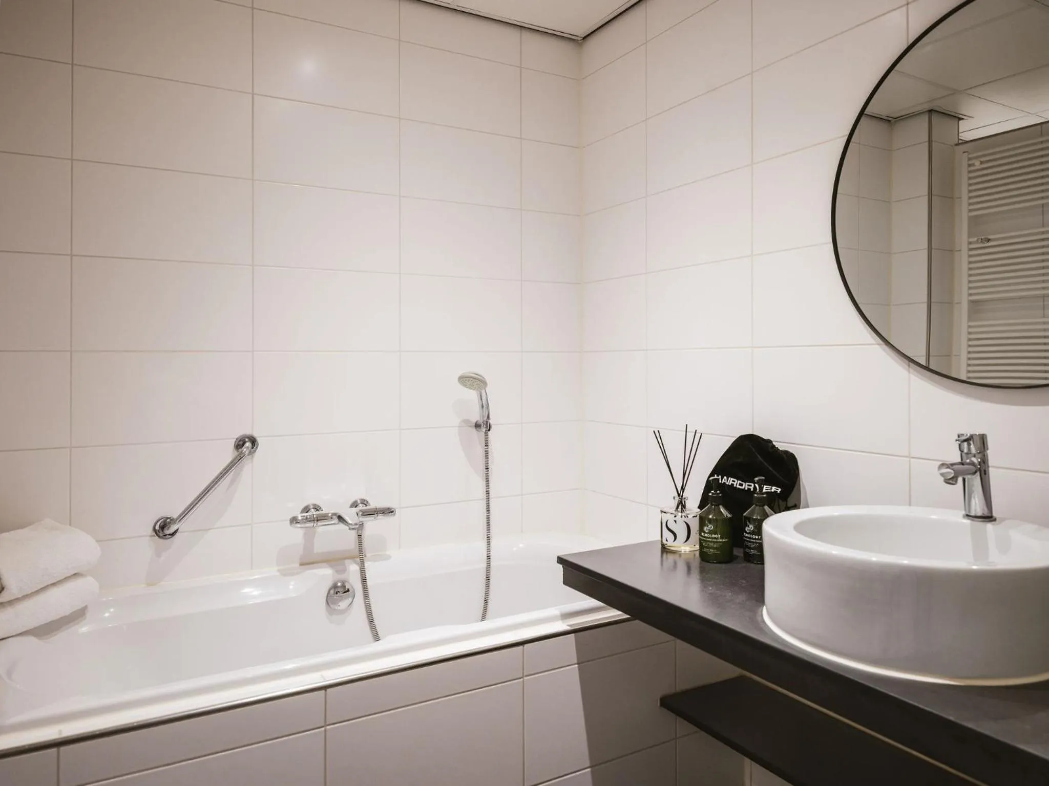 Bathroom in Strandhotel Domburg