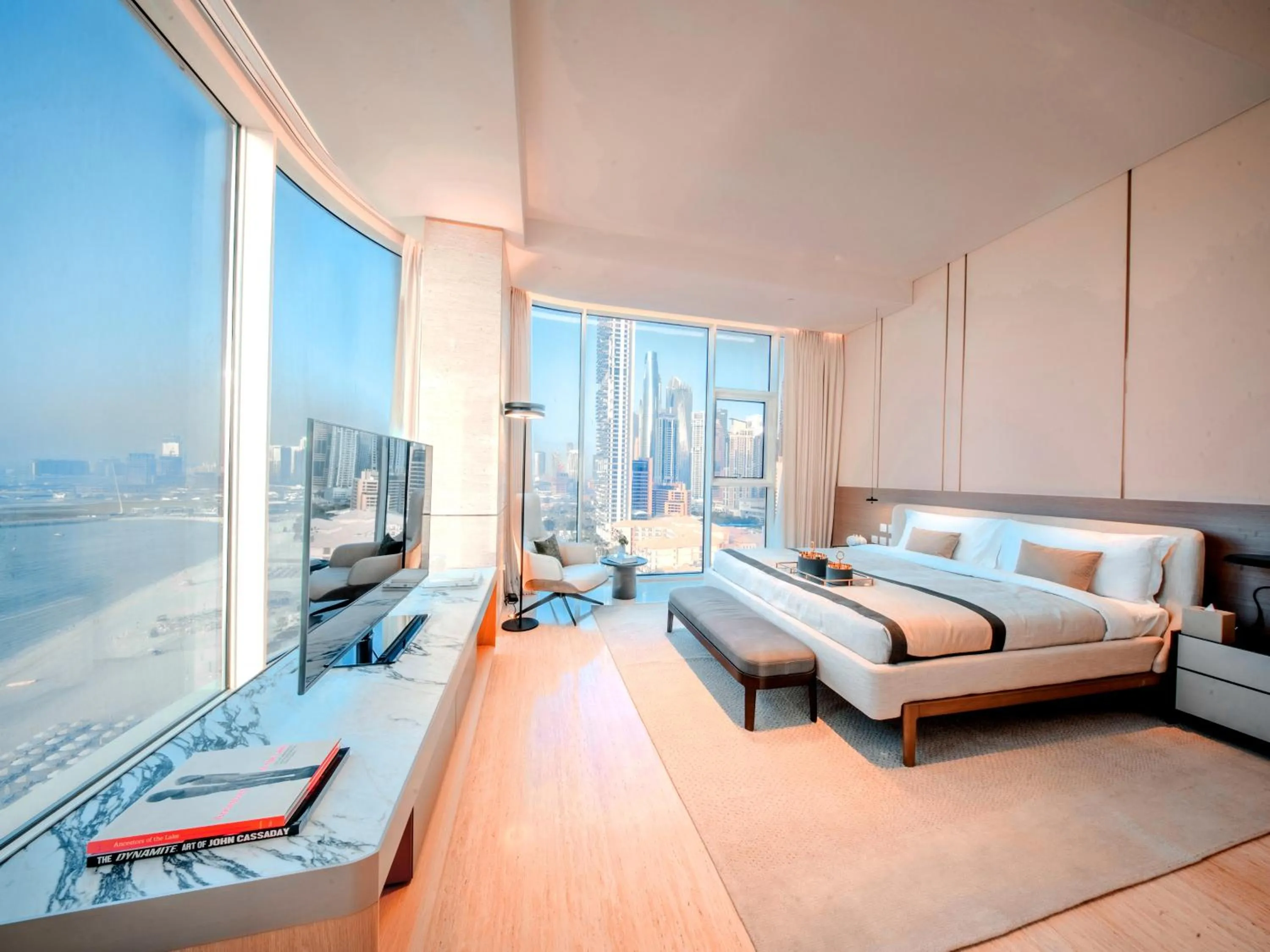 Bedroom, Bed in FIVE Luxe