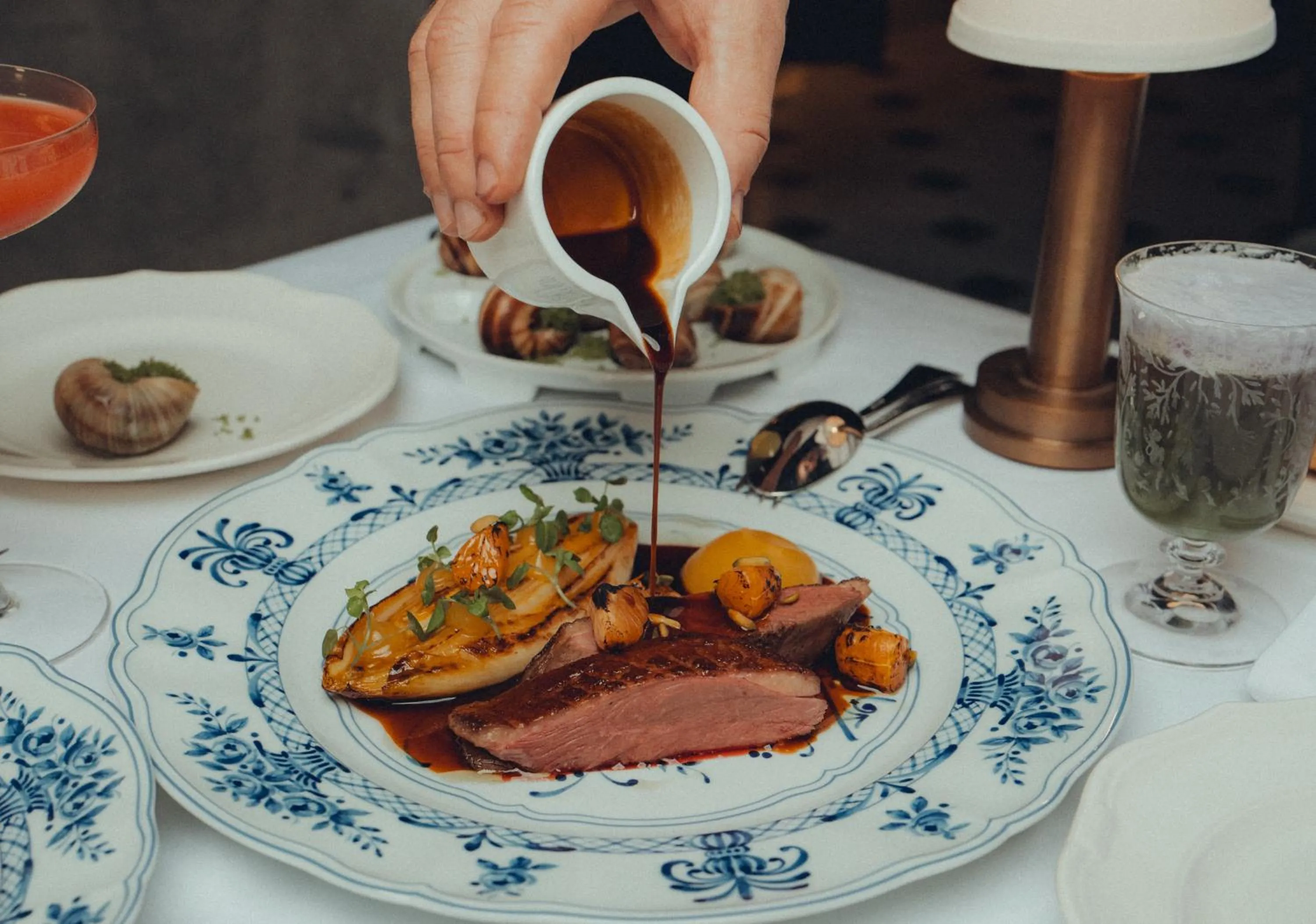 Food and drinks in FIVE Luxe