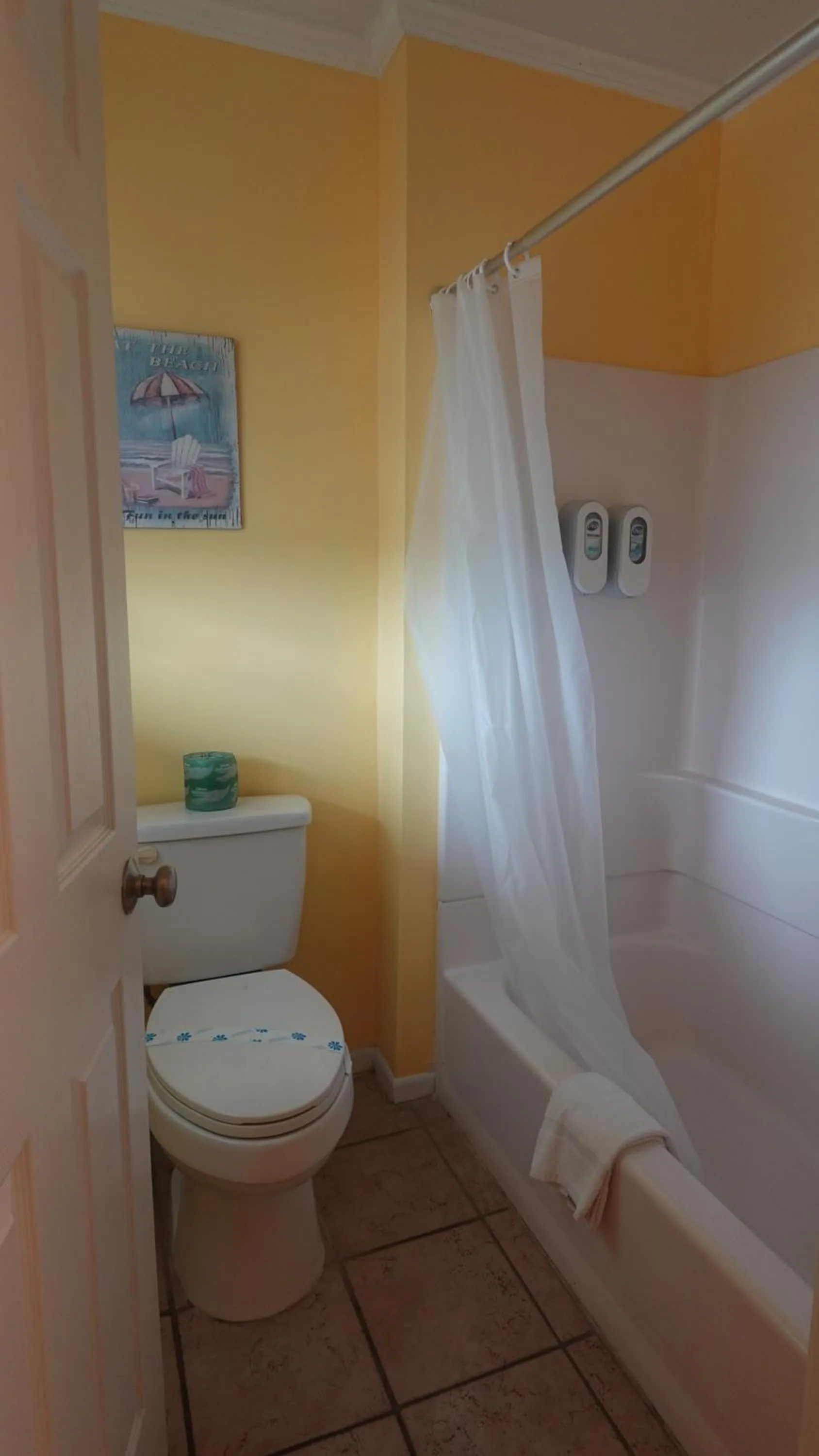 Bathroom in Sea Vista Motel