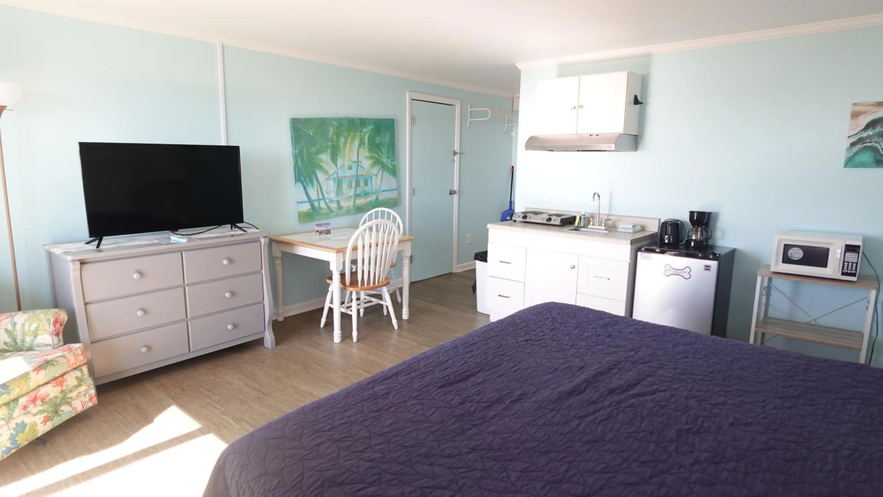 Bed in Sea Vista Motel