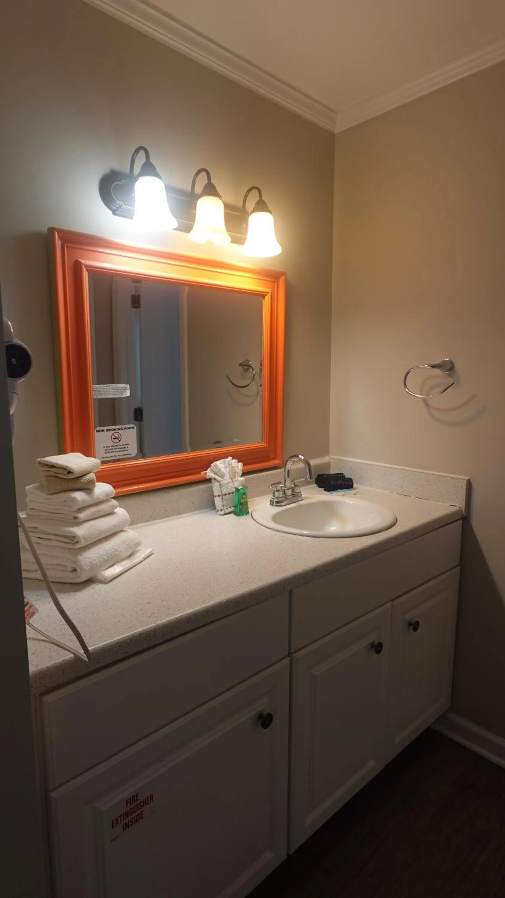 Bathroom in Sea Vista Motel