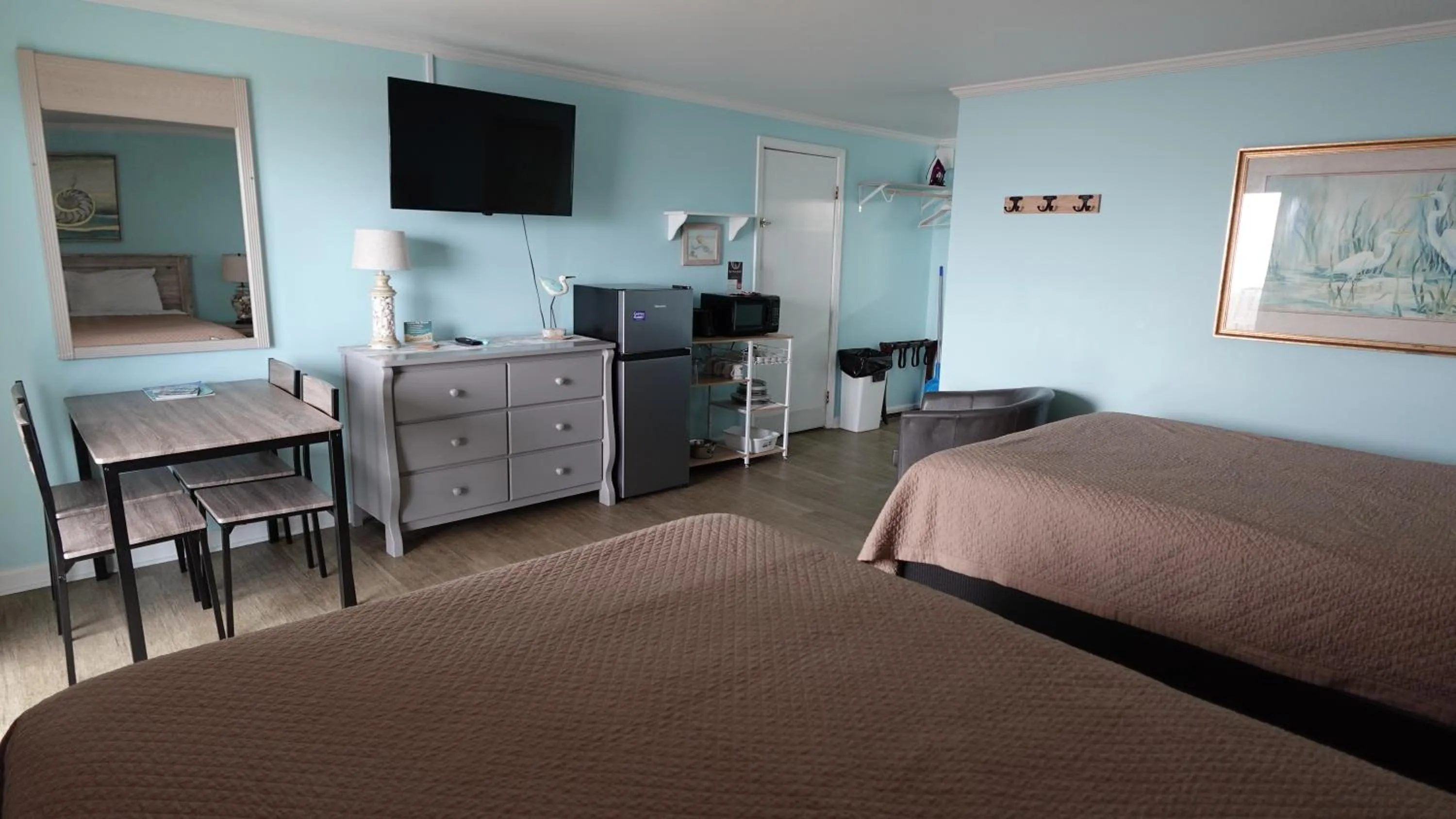 TV and multimedia, Bed in Sea Vista Motel