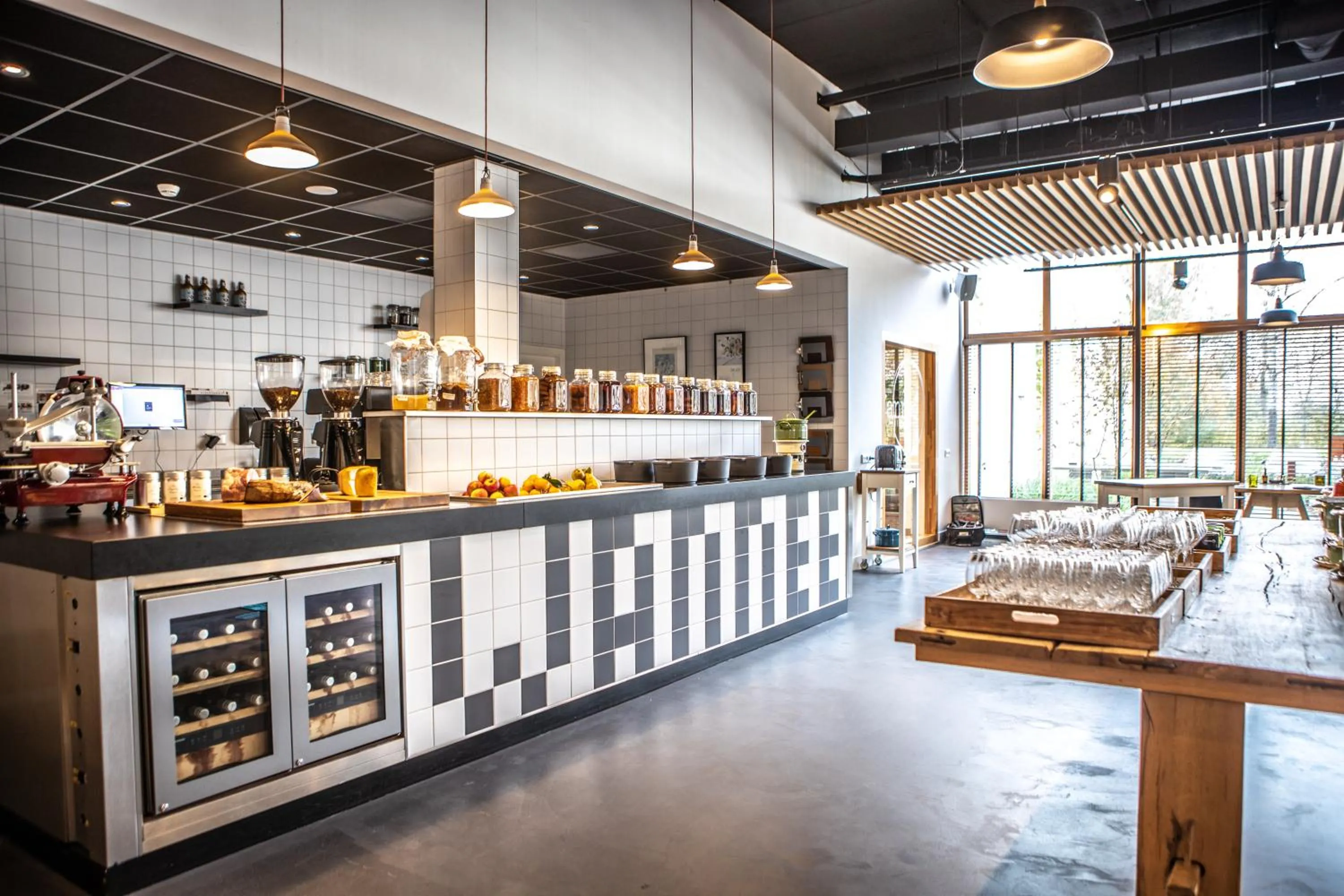 Restaurant/places to eat in Notiz Hotel Leeuwarden