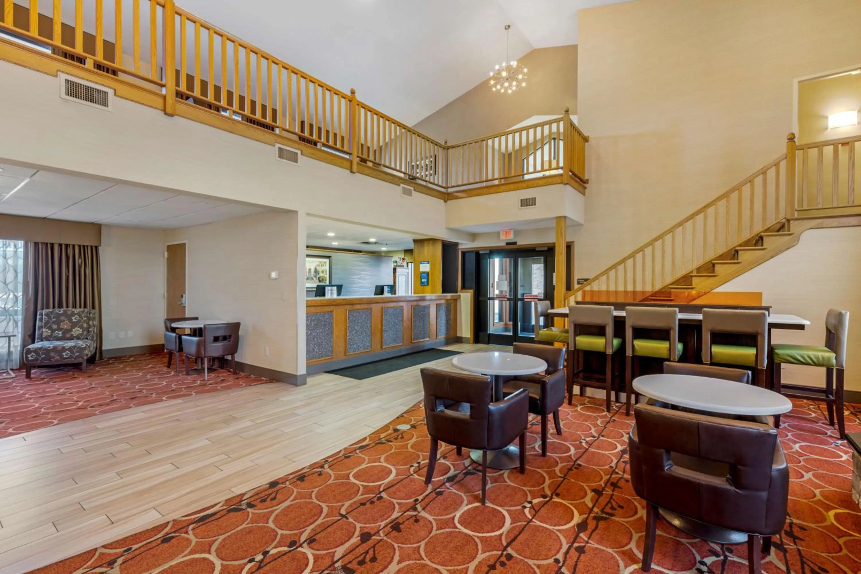 Lobby or reception in Best Western Falcon Plaza - Bowling Green