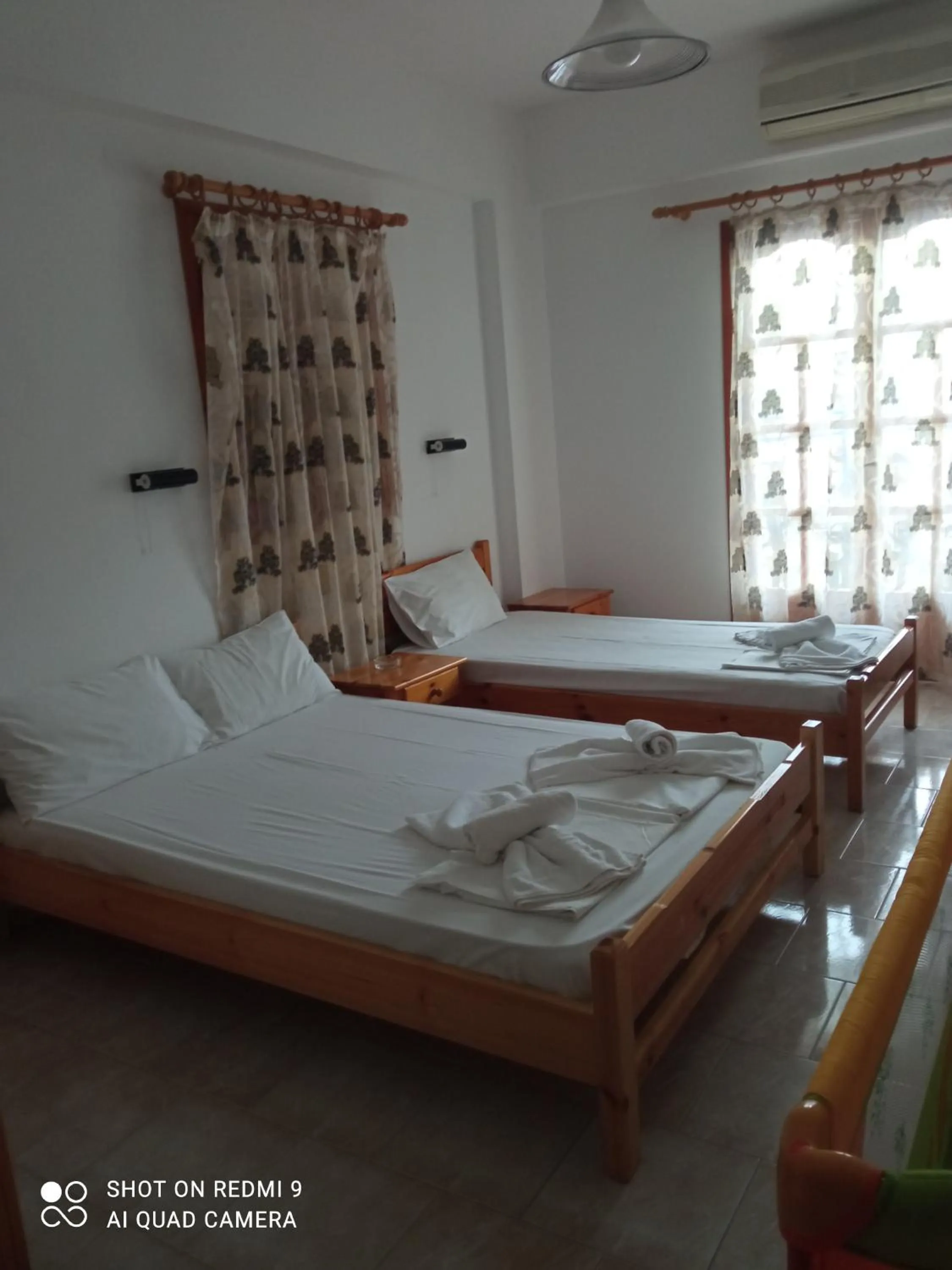 George Studios Stalis