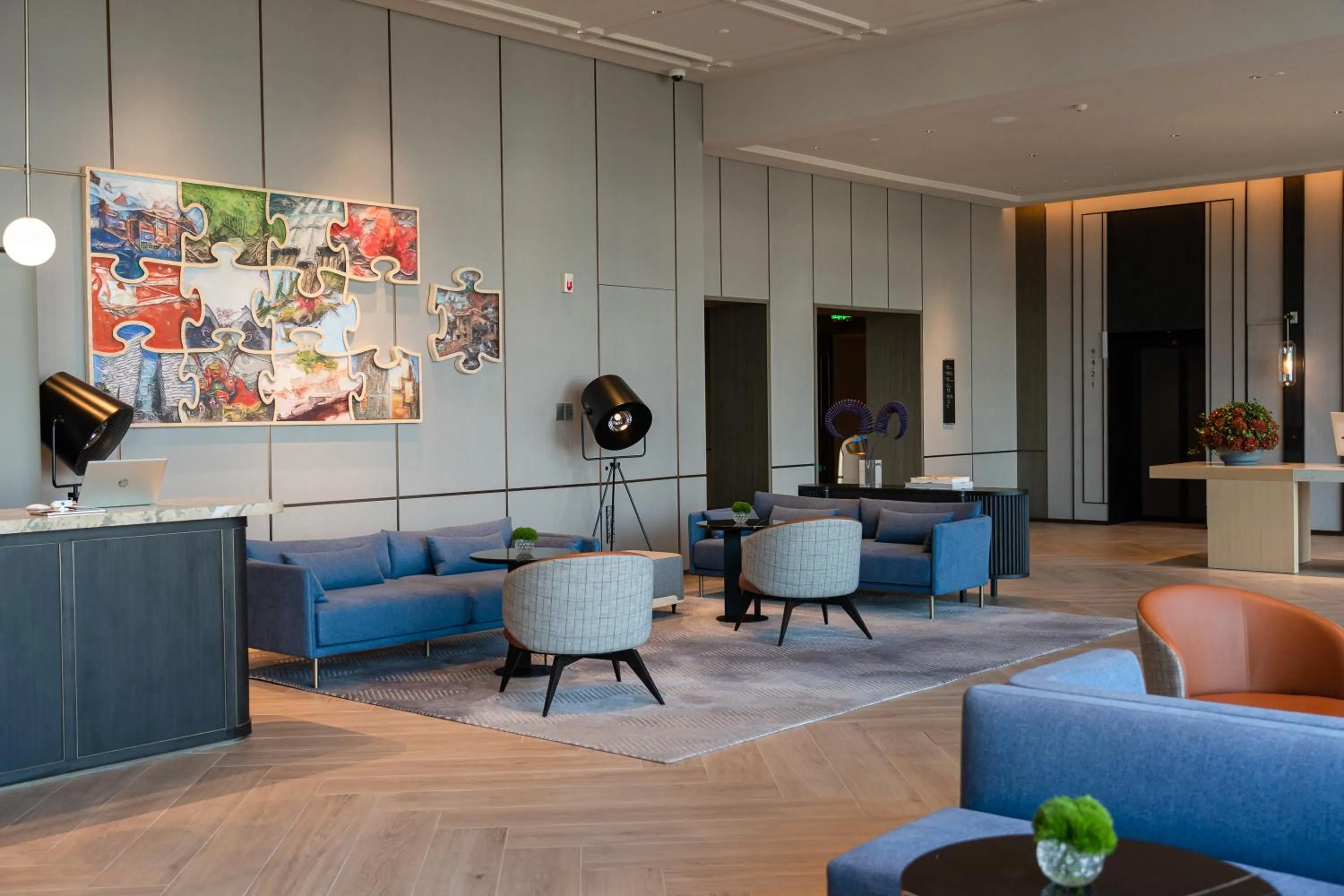 Lobby or reception in New World Guangzhou Hotel