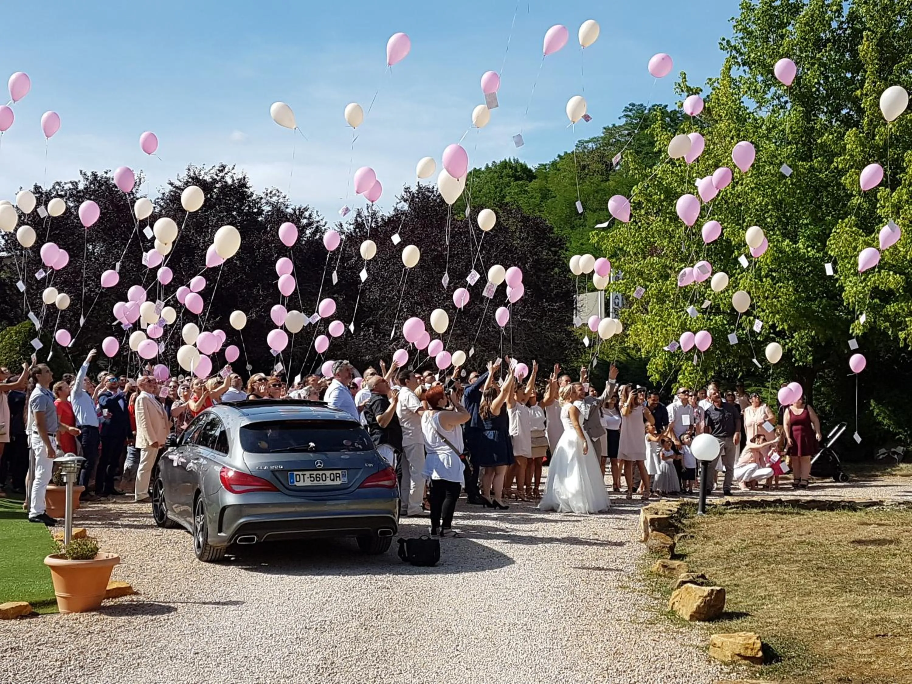 Neighbourhood in Hôtel Domaine des Pierres Dorées