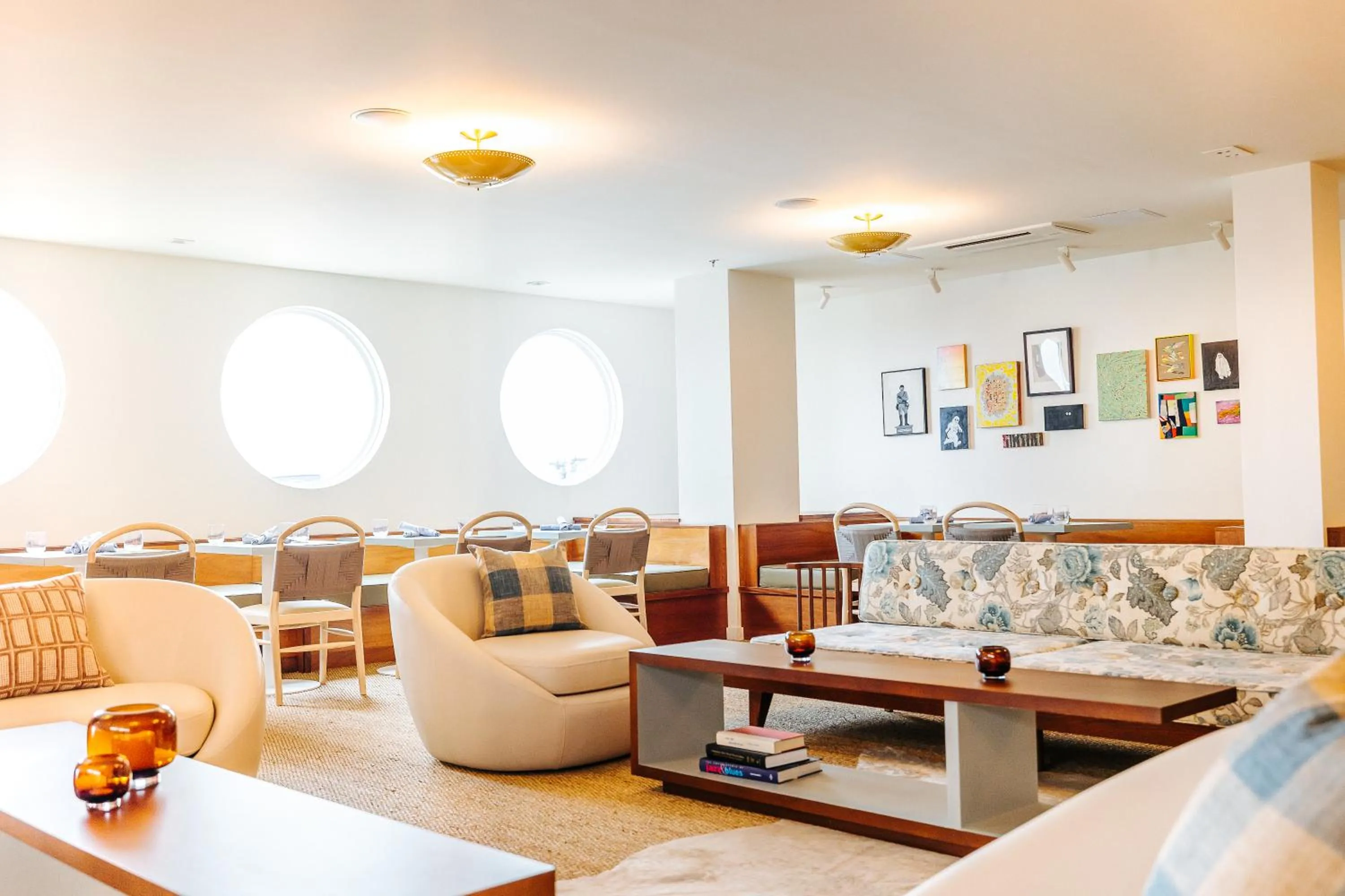 Restaurant/places to eat in Hotel Lucine