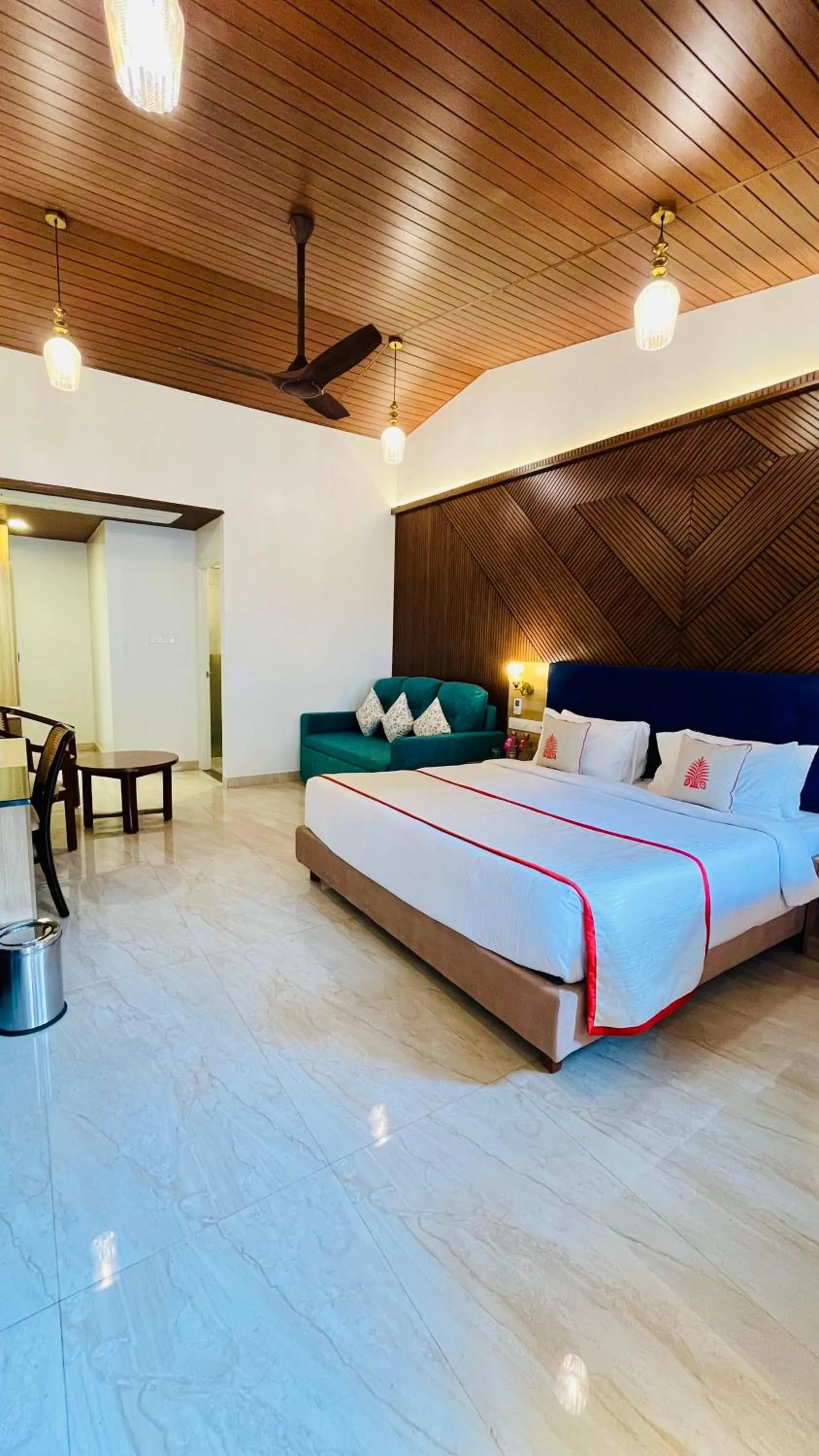 Bed in Regenta Resort Sakleshpur