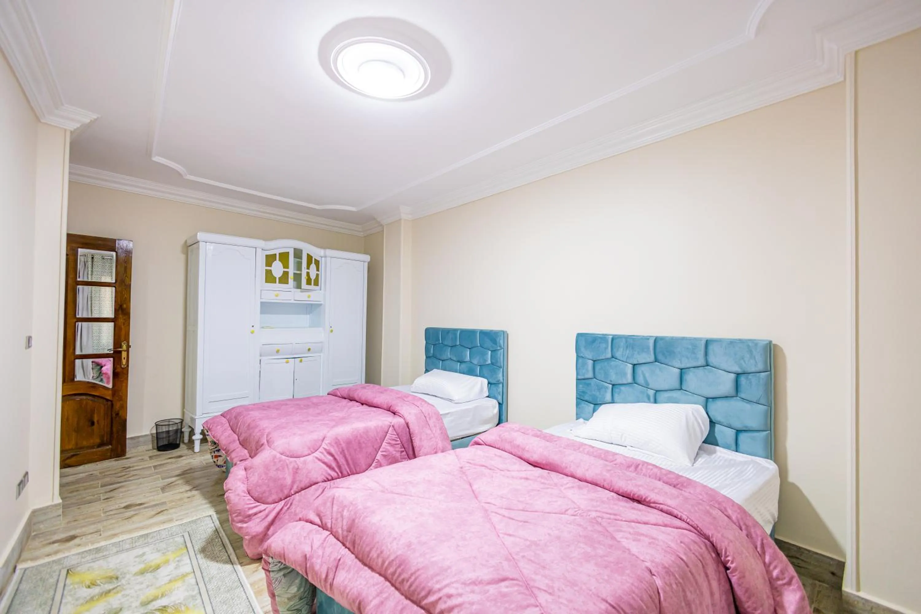 Bed in Chez l'ami hotel