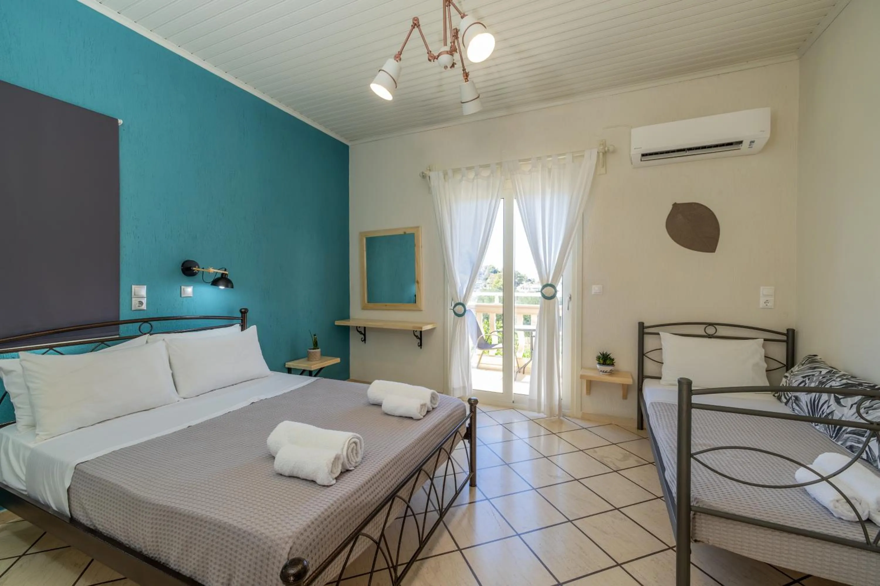 Bed in Minas Studios