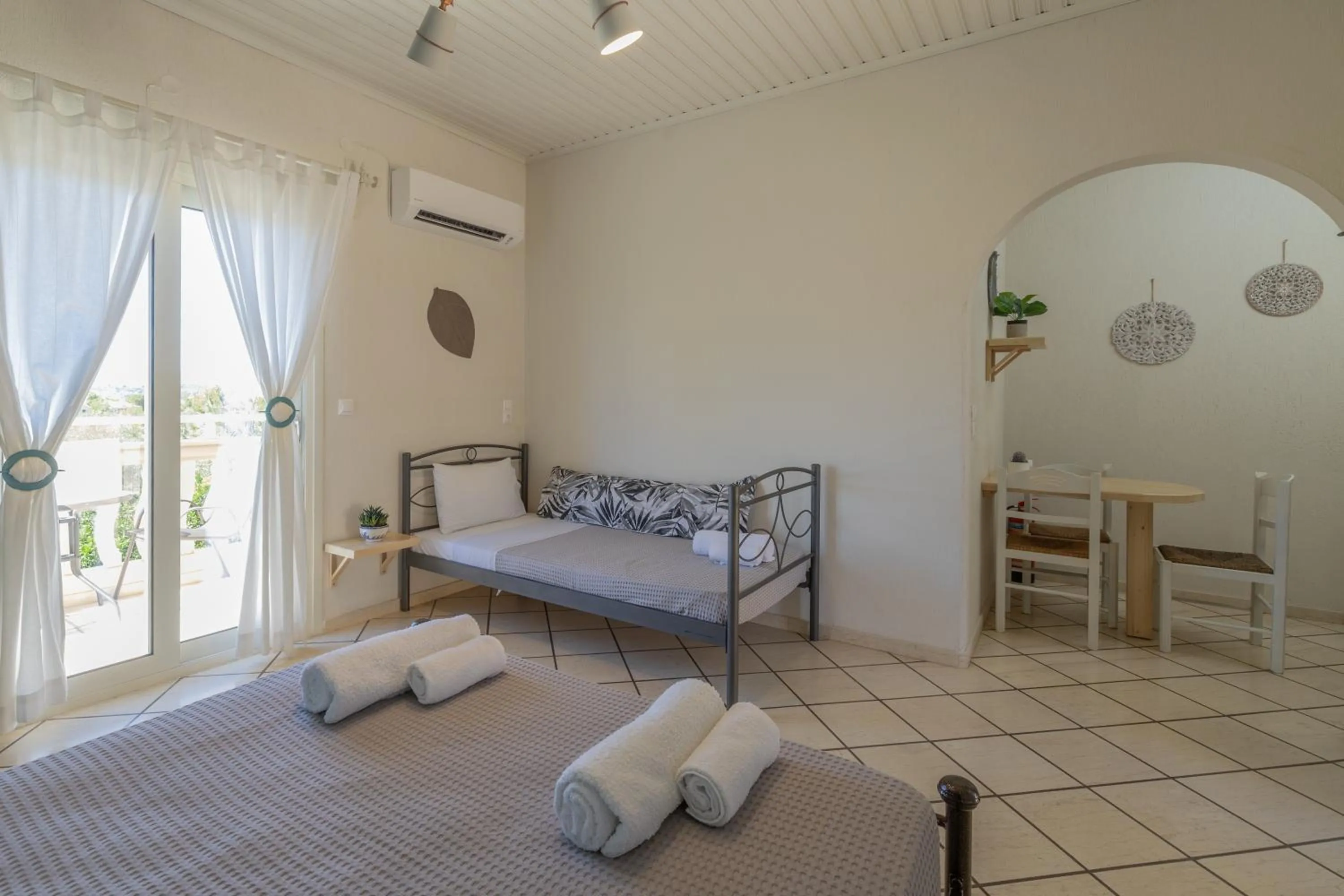 Bed in Minas Studios