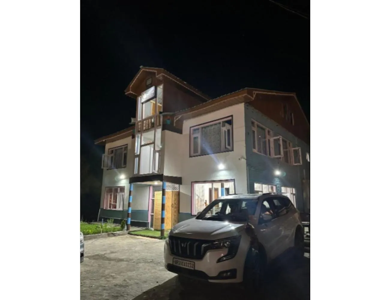 Property building in Hotel New Relax Inn, Pahalgam