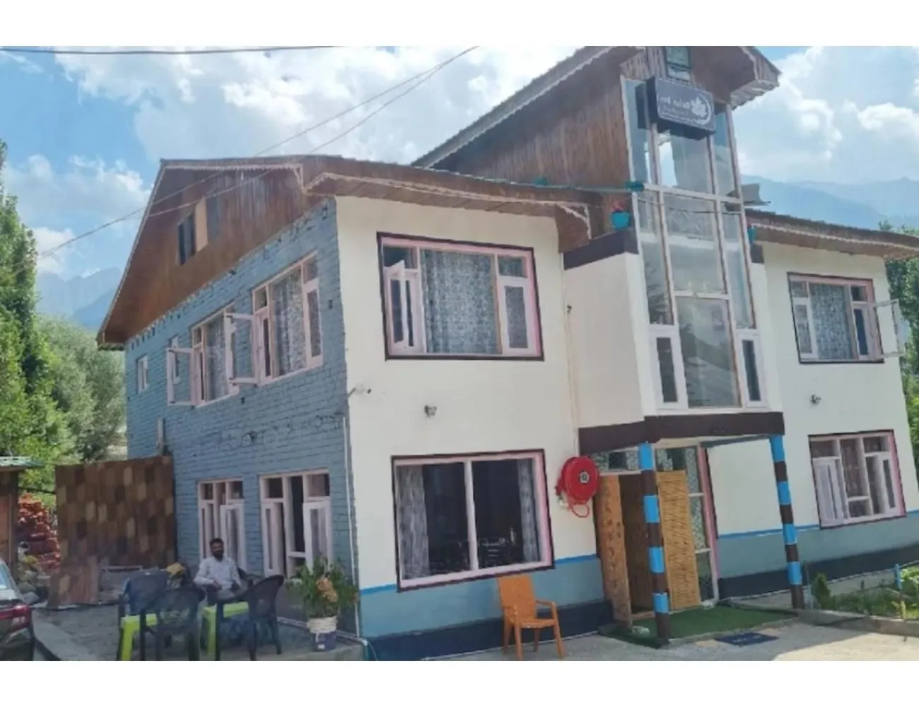 Property building in Hotel New Relax Inn, Pahalgam