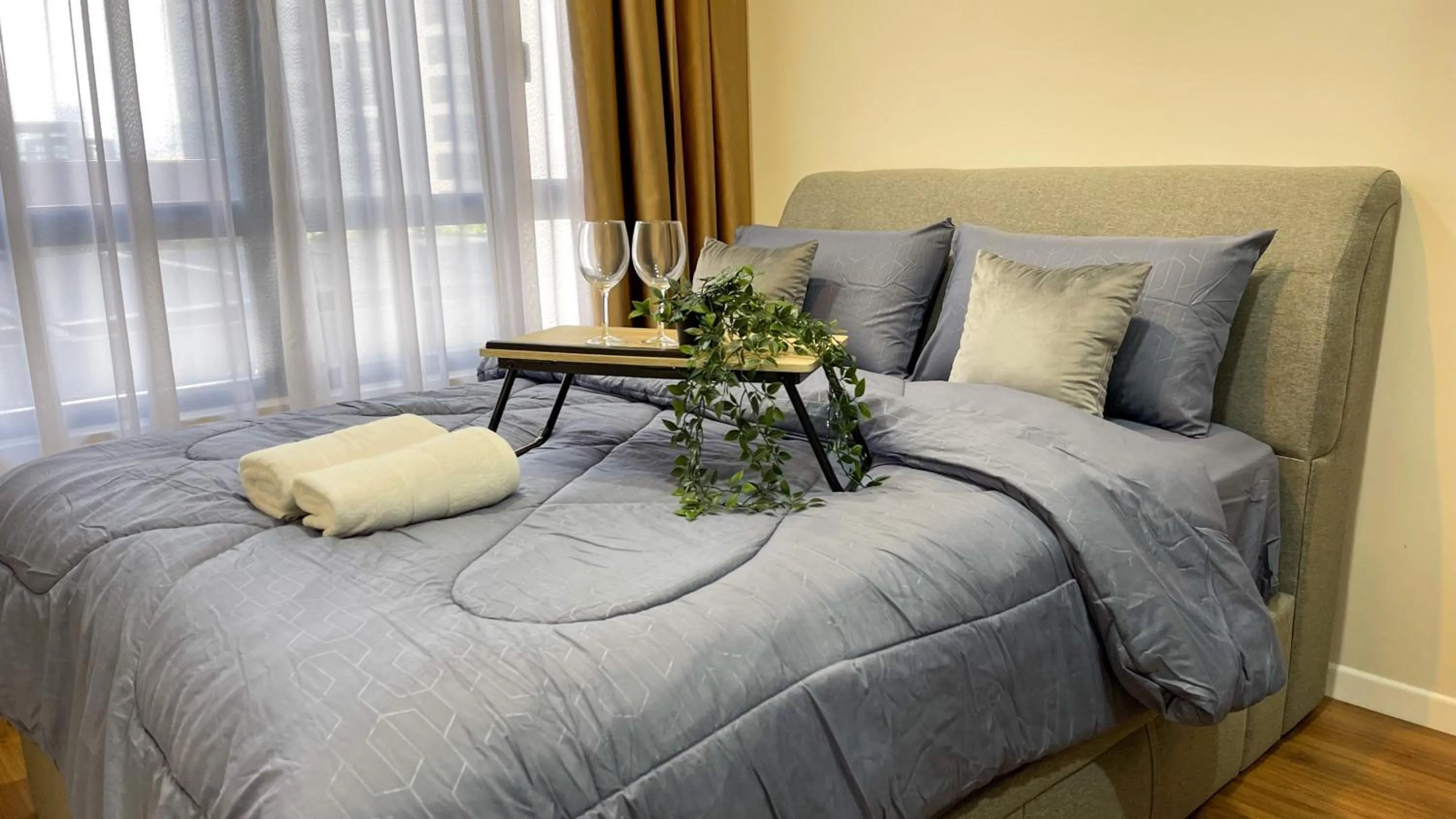 Bedroom, Bed in Millerz Square Kuala Lumpur by Synergy