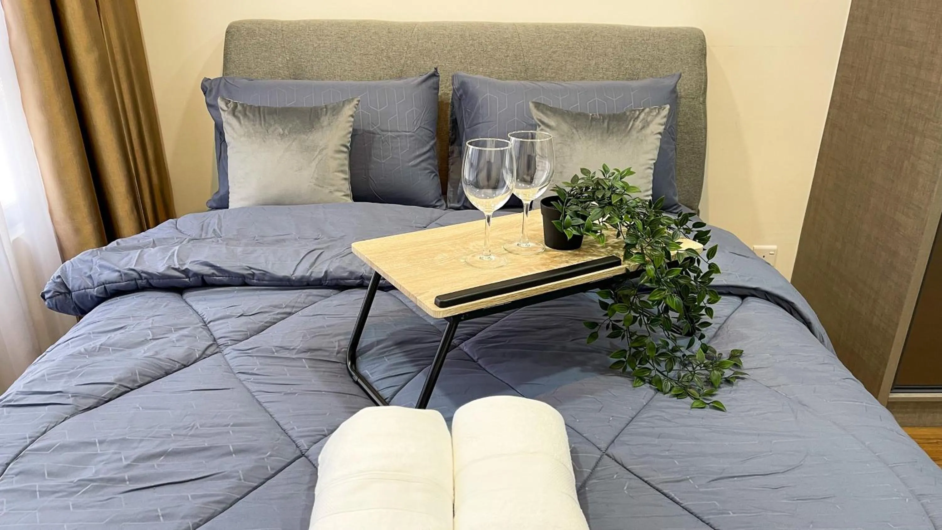 Bed in Millerz Square Kuala Lumpur by Synergy