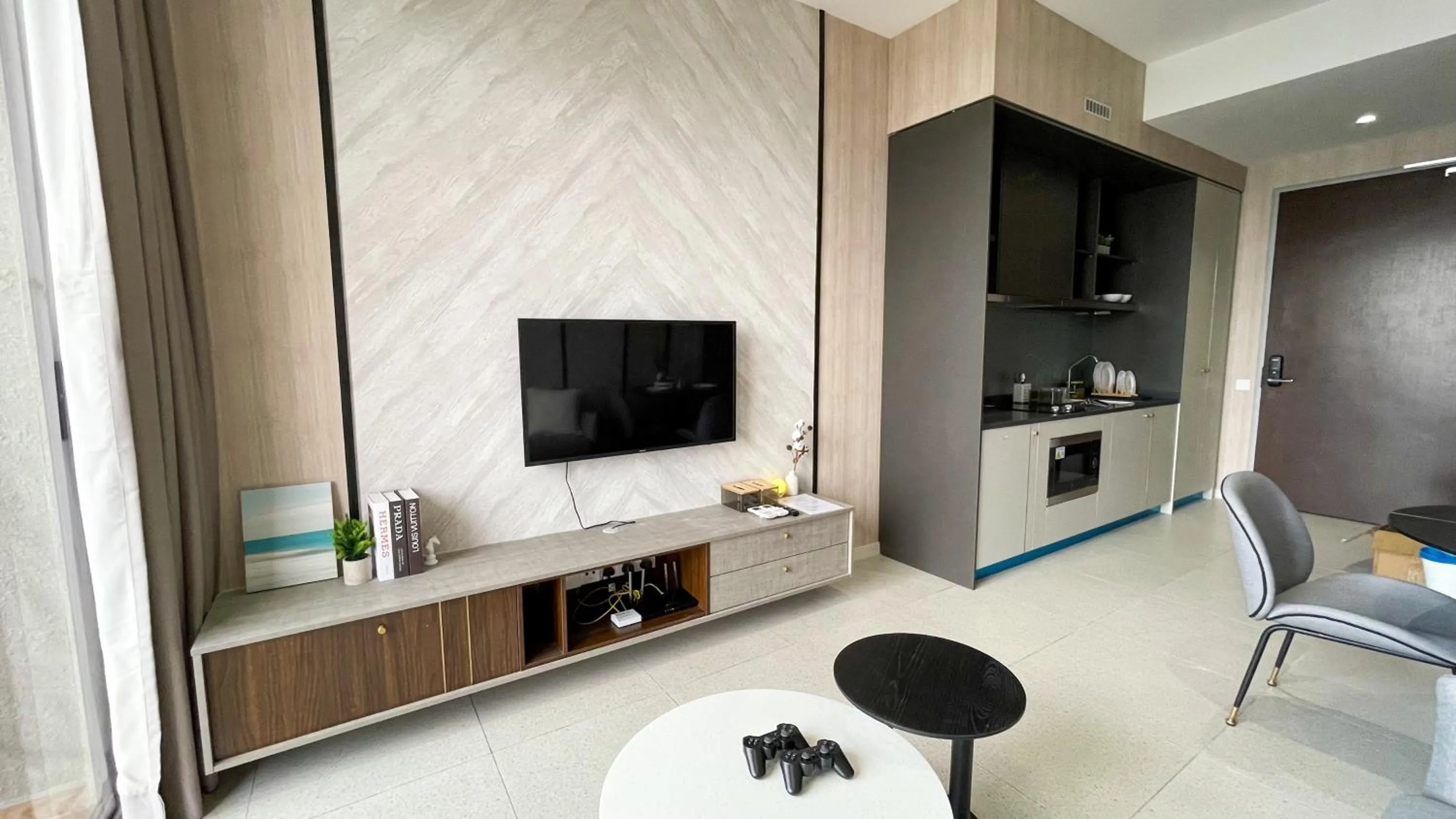 TV and multimedia in Millerz Square Kuala Lumpur by Synergy