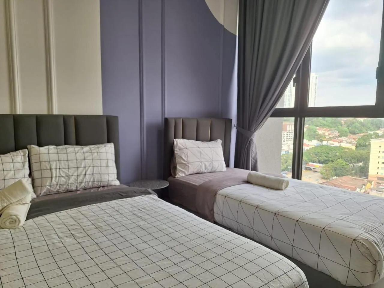 Bed in Millerz Square Kuala Lumpur by Synergy
